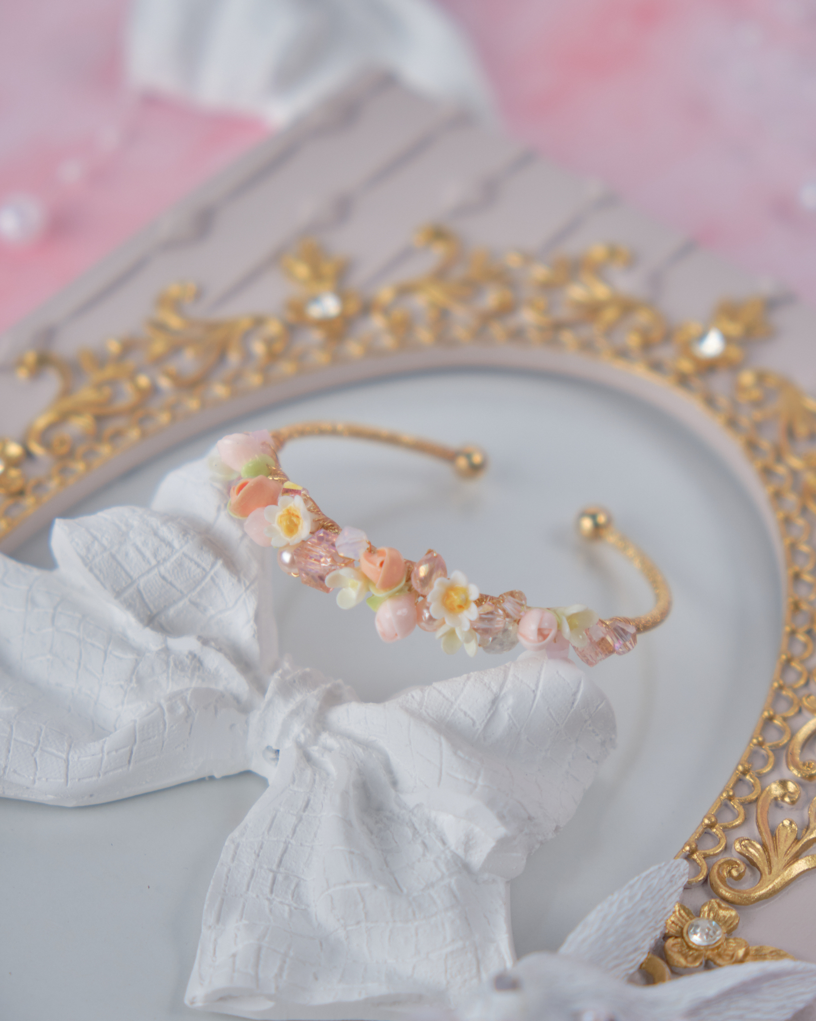 11910 春日女孩小花束晶石手鈪