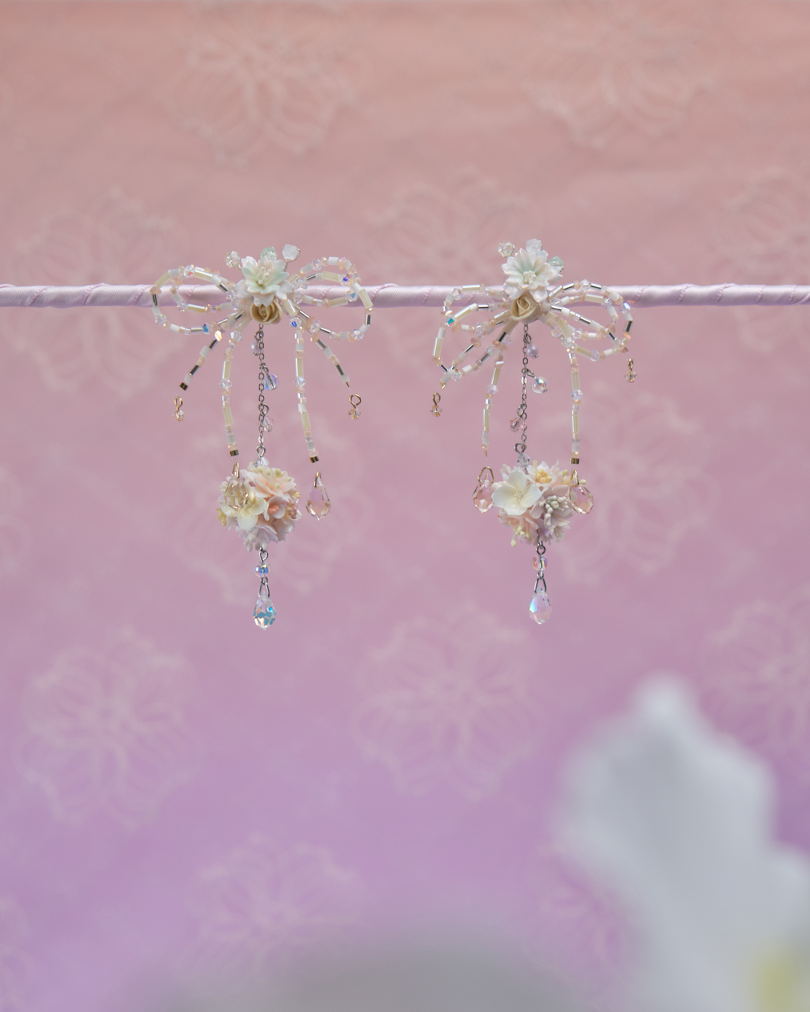 11818 珠珠蝴蝶結花球S925兩用耳環