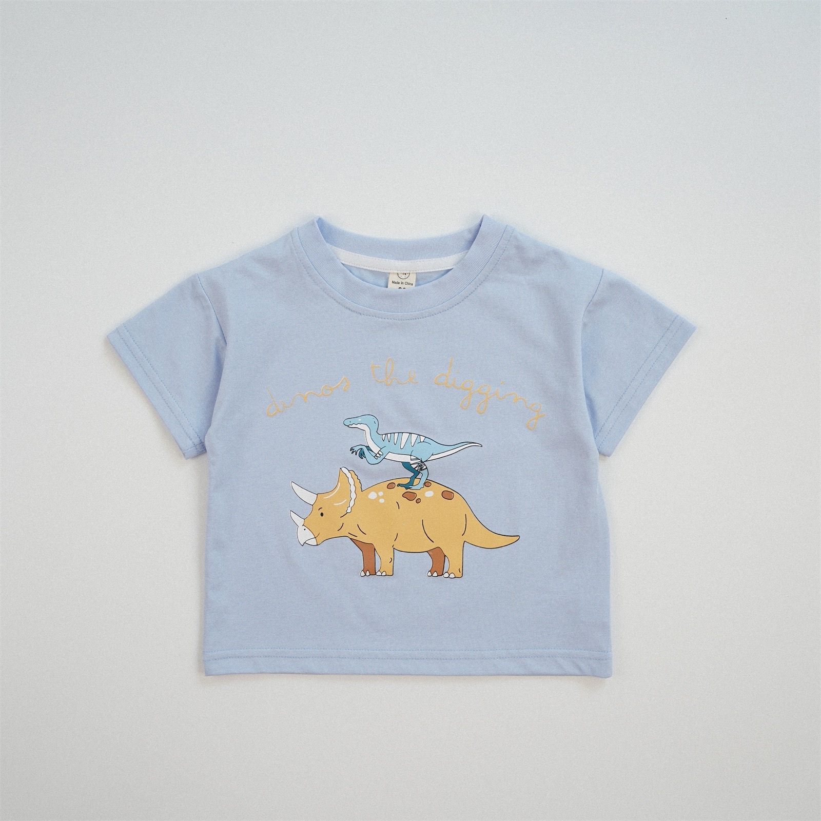 粉嫩色系恐龍上衣