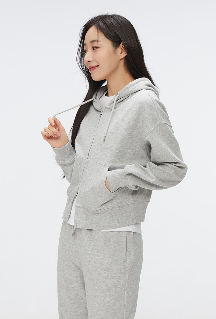 【現貨】｜只有一件｜【SPAO】Semi-cropped Hood Zip-up