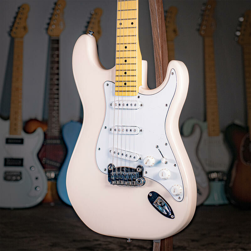G&L Tribute Series LEGACY White Gloss 電吉他