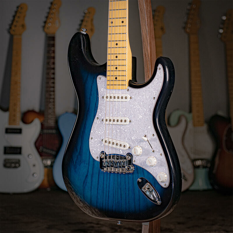 G&L Tribute Series S500 Blueburst 電吉他