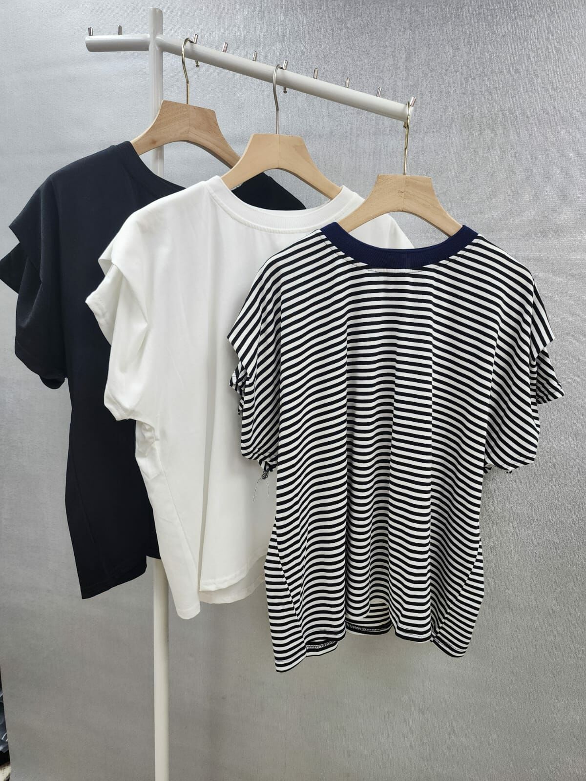 CD907  圓領tee    Top : 胸48，長23