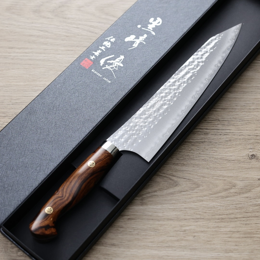 黑崎優 閃光 牛刀 210mm SG2粉末HSS鋼 沙漠鐵木