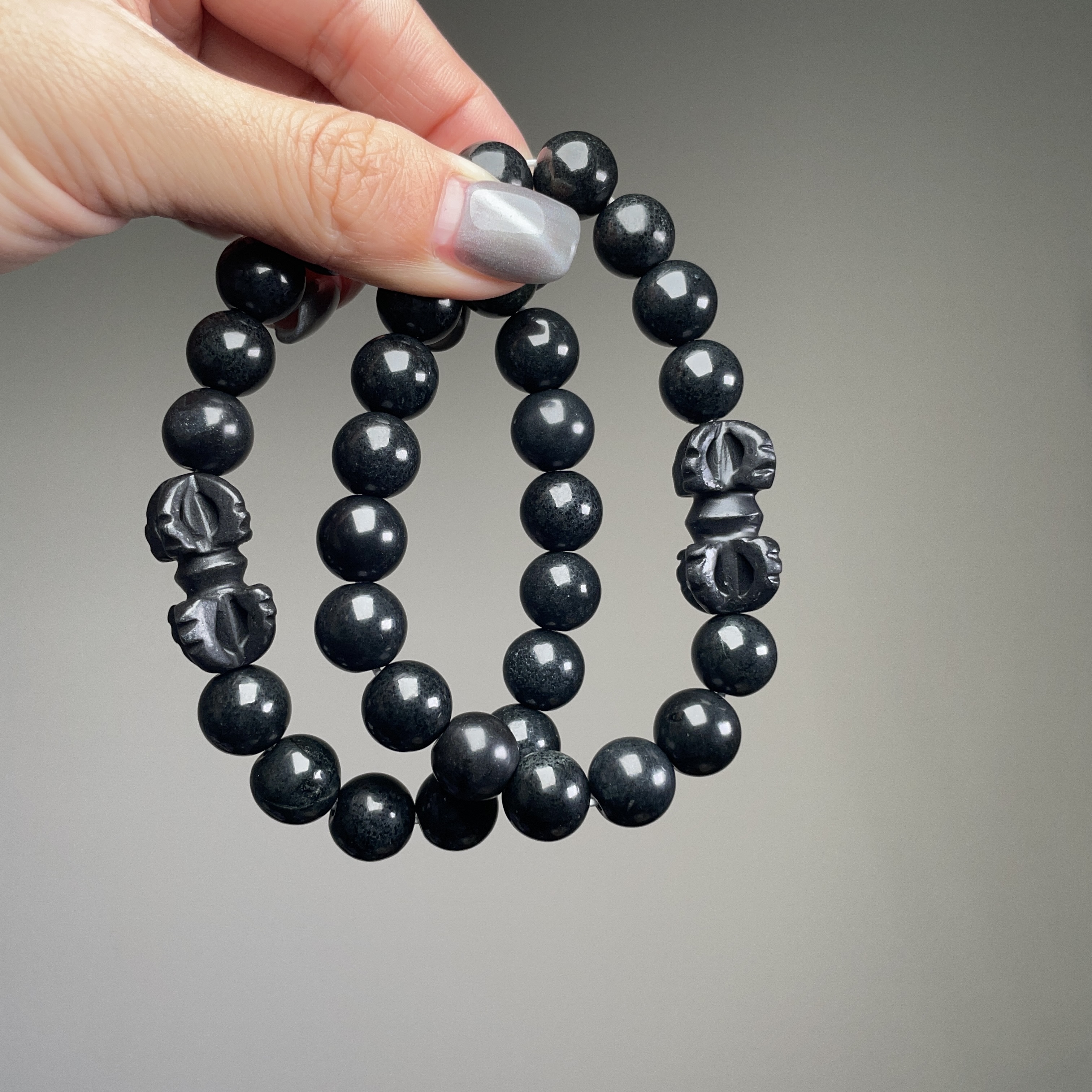 守護之神 · 黑天鐵金剛杵