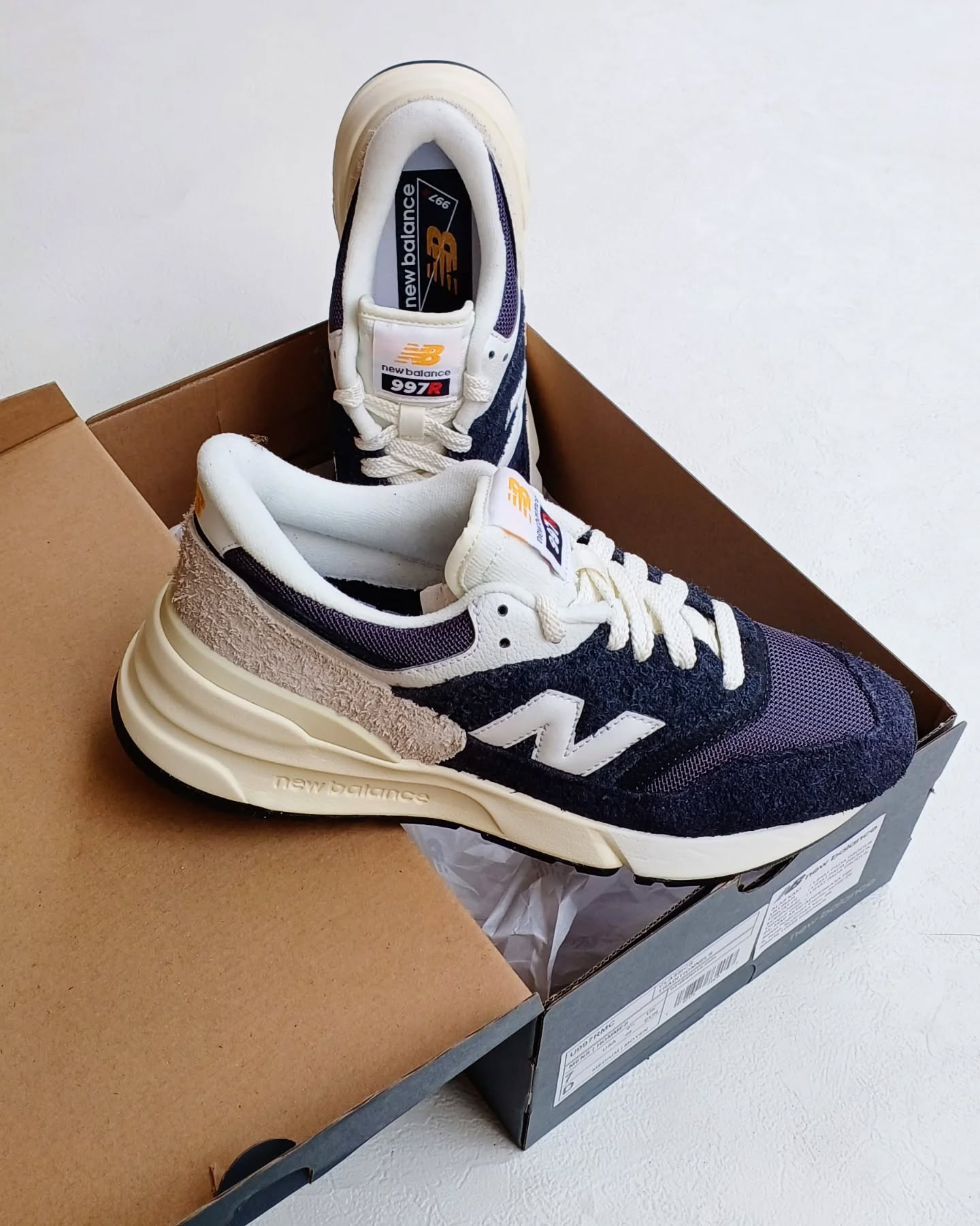 NEW BALANCE 997 燕麥奶茶 復古深藍