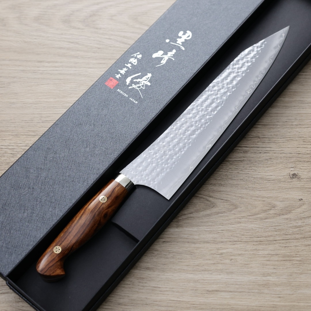 黑崎優 閃光 牛刀 240mm SG2粉末HSS鋼 沙漠鐵木