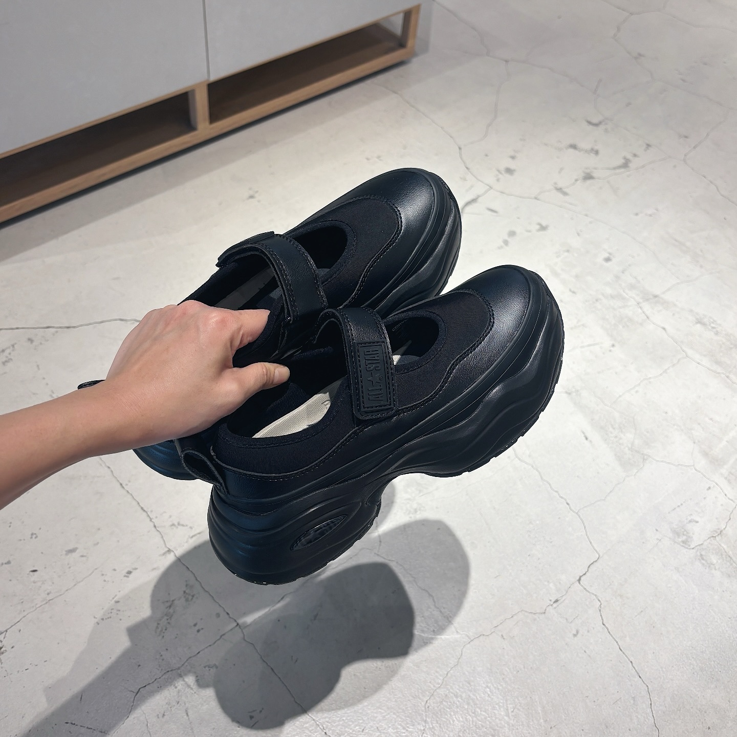 Converse All Star Surgetrainer MJ OX 日本限定 奶油白 黑色 增高 厚底 瑪莉珍鞋 31313931