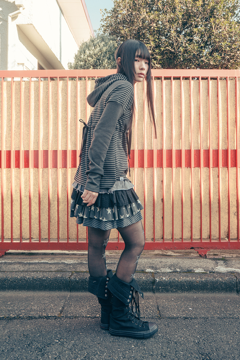HUG YOUR SKIN) Stripe babydoll hoodie zip-up - 2col