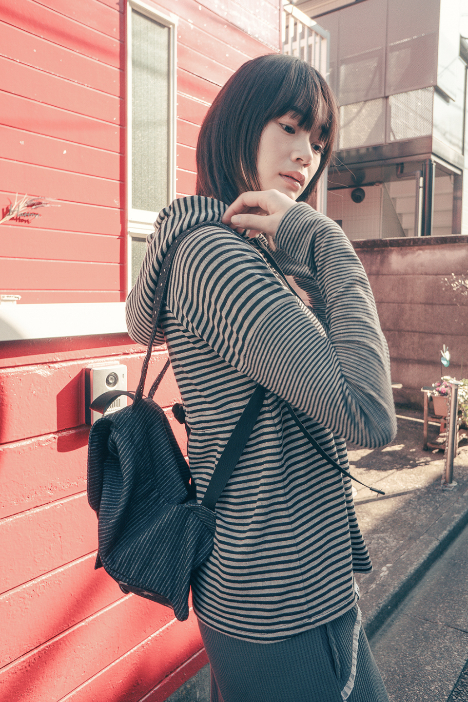 【hug your skin】 Stripe babydoll hoodie zip-up /追跡付 HUG YOUR SKIN) Stripe babydoll hoodie zip-up - 2col