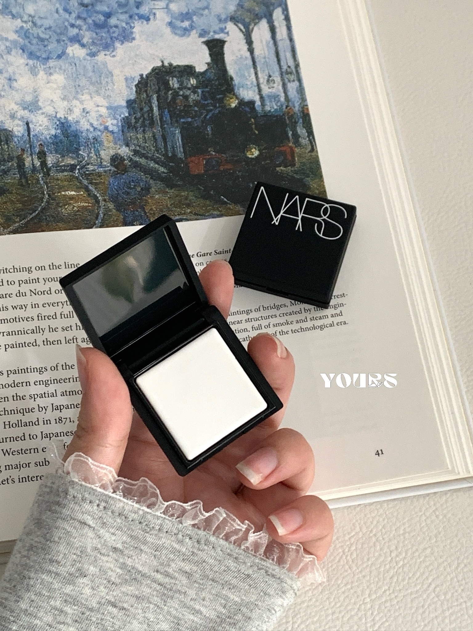 NARS 裸光蜜粉餅 1.8g