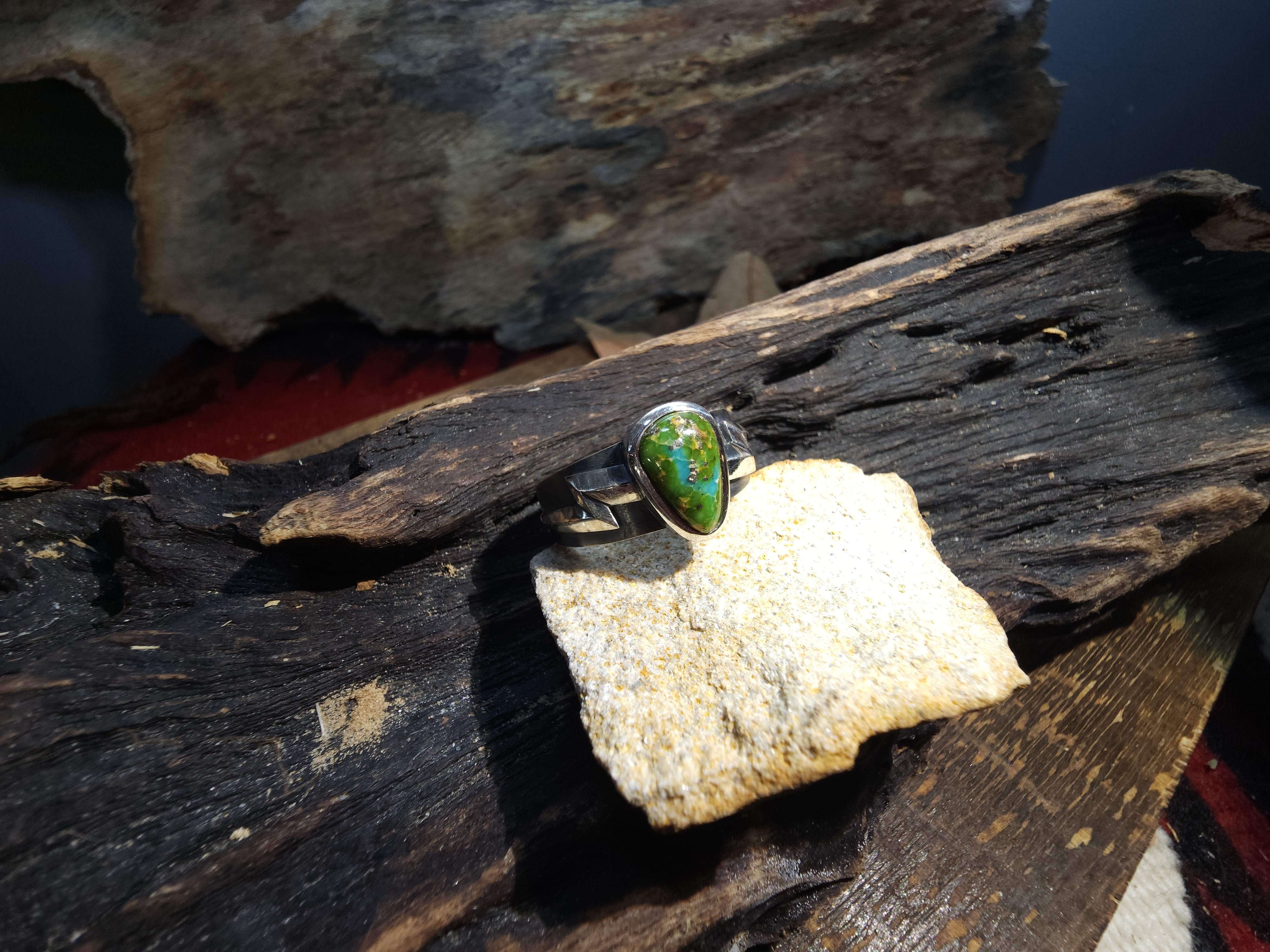 *Black Venom Jewelry- Freedom & Prayer 純銀閃電戒鑲 Sonora Gold 松石