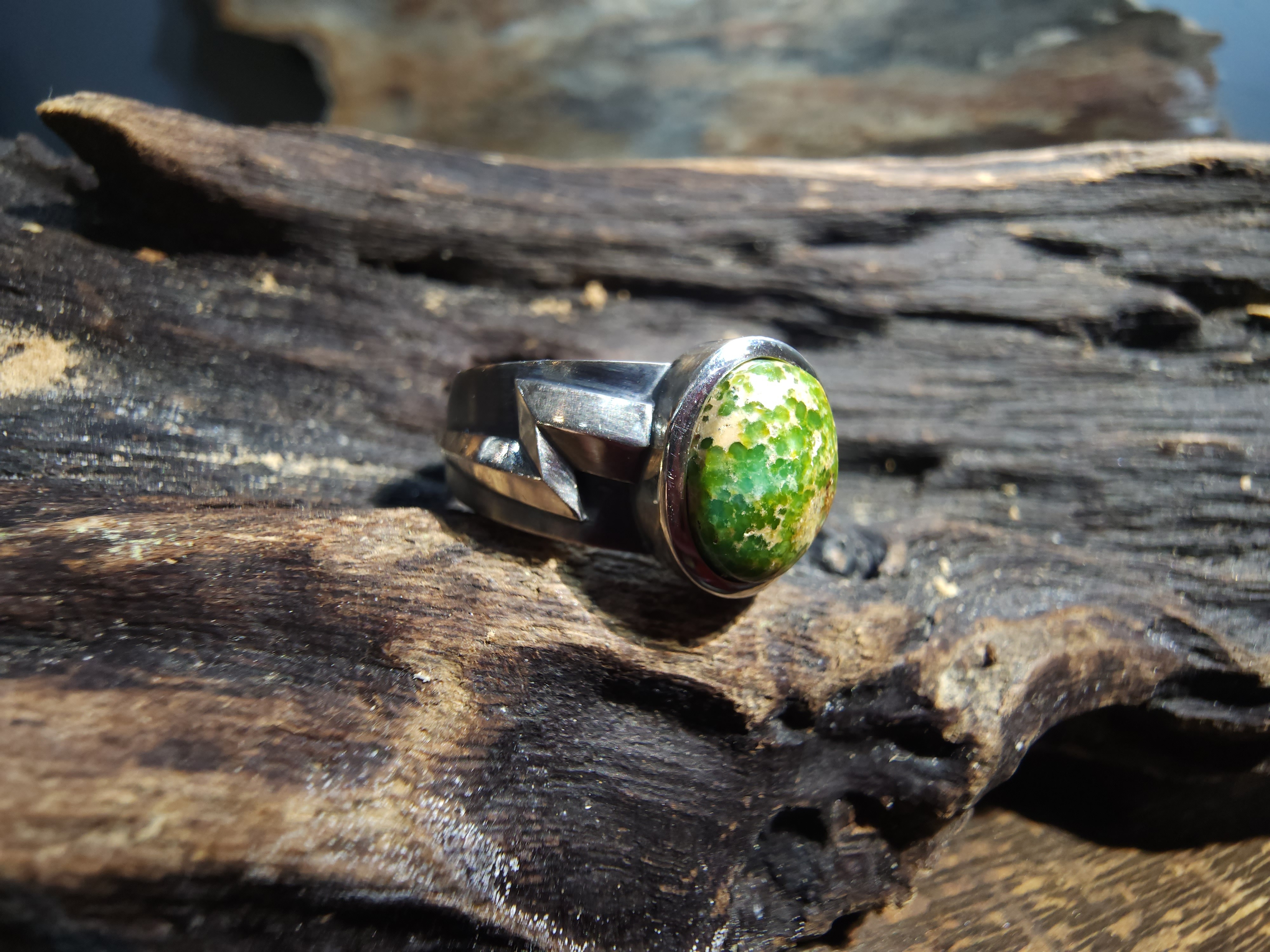 *Black Venom Jewelry- Freedom & Prayer 純銀閃電戒鑲 Sonora Gold 松石