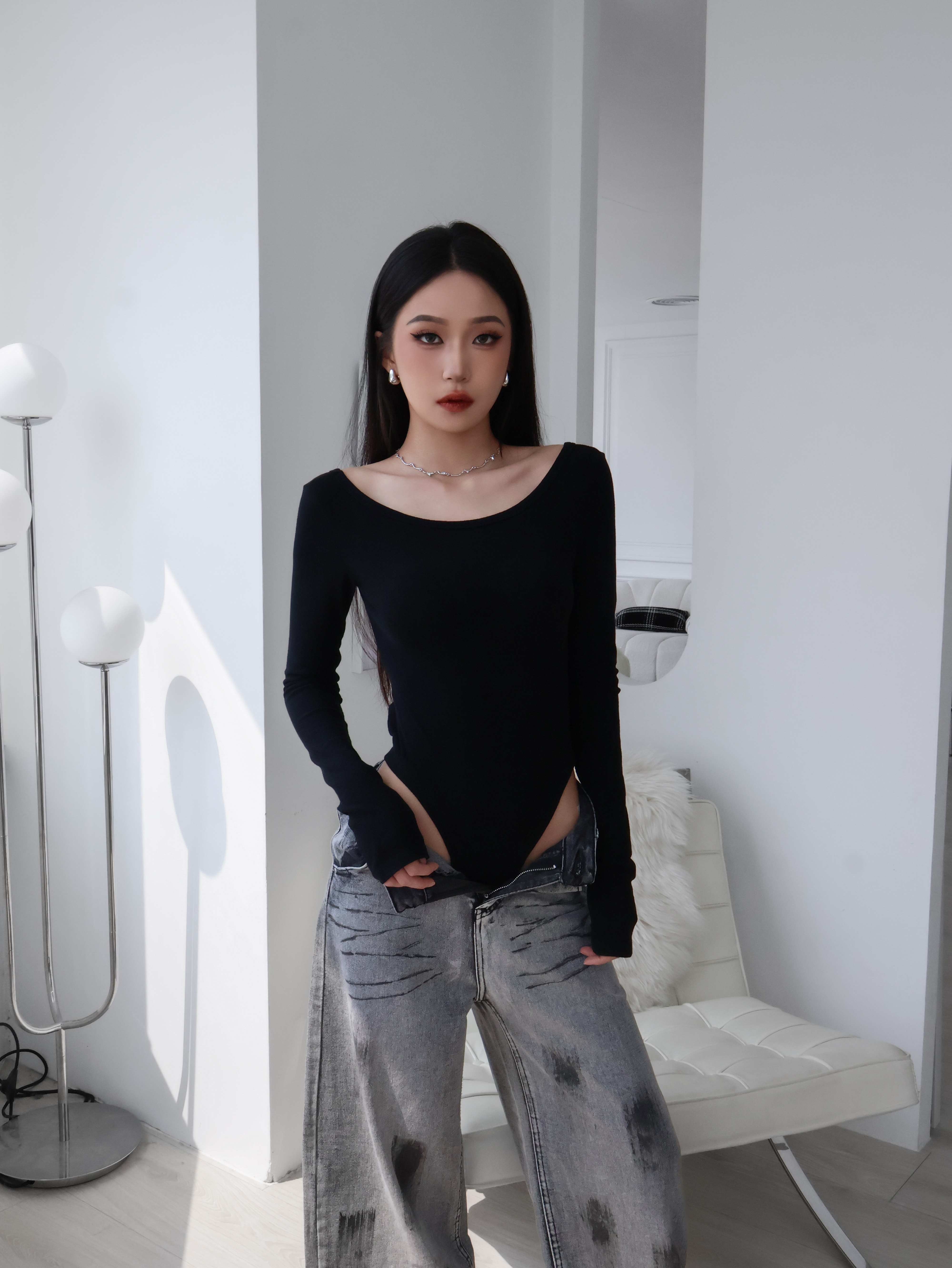 扭結露背連體衣