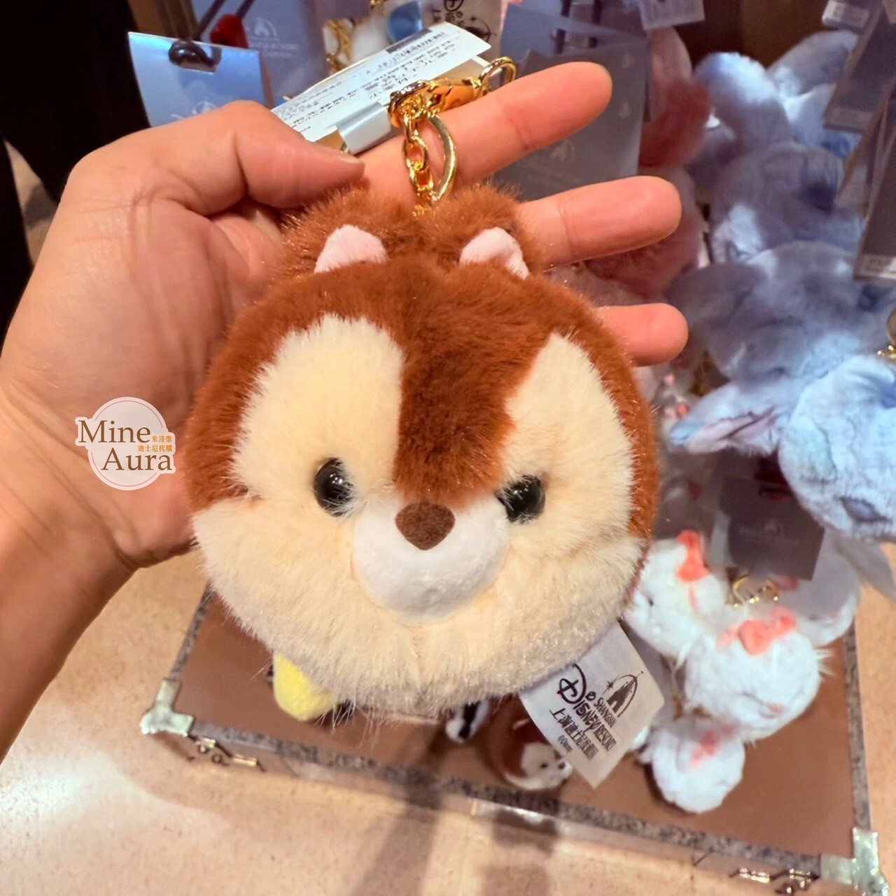 黑鼻 奇奇 Chip 大頭絨毛 毛球 造型 鑰匙圈 吊飾 奇奇蒂蒂 Chip 'n Dale -上海迪士尼樂園