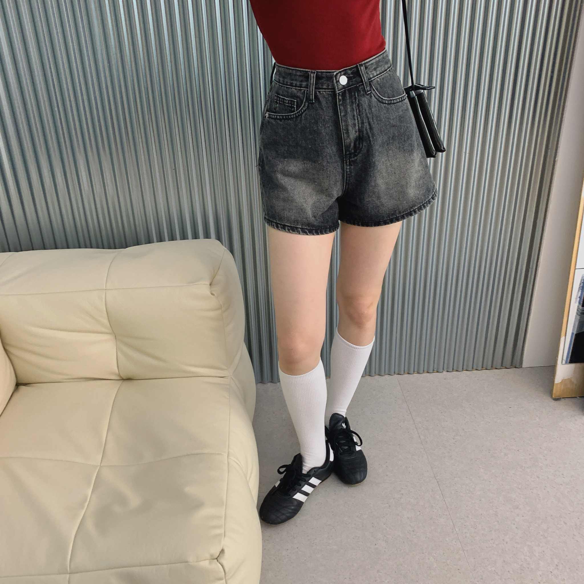 ISA_強勢回歸!!! 瘦成芭比腰牛仔高腰短褲_53033