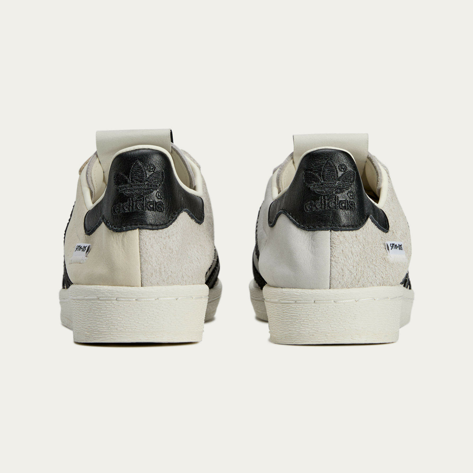 【adidas SUPERSTAR 82 SFTM 限定鞋款 - 米色】