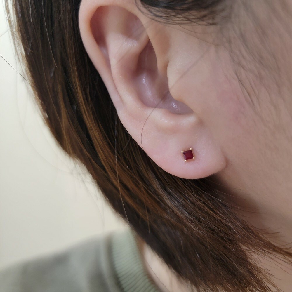 【me.luxe】K18方糖四爪紅寶耳環