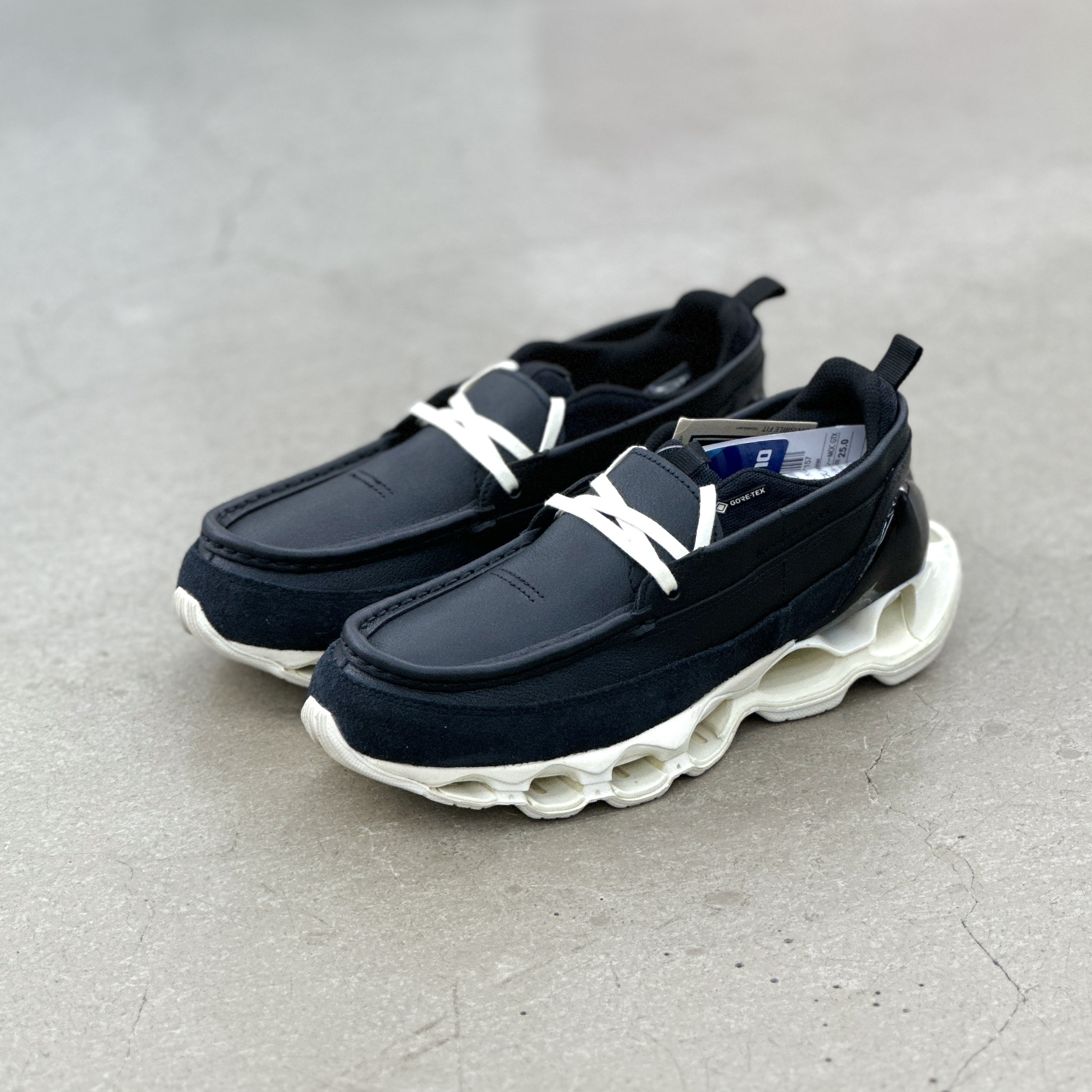 Mizuno Wave Prophecy Moc Gtx Black White | D1GD240601