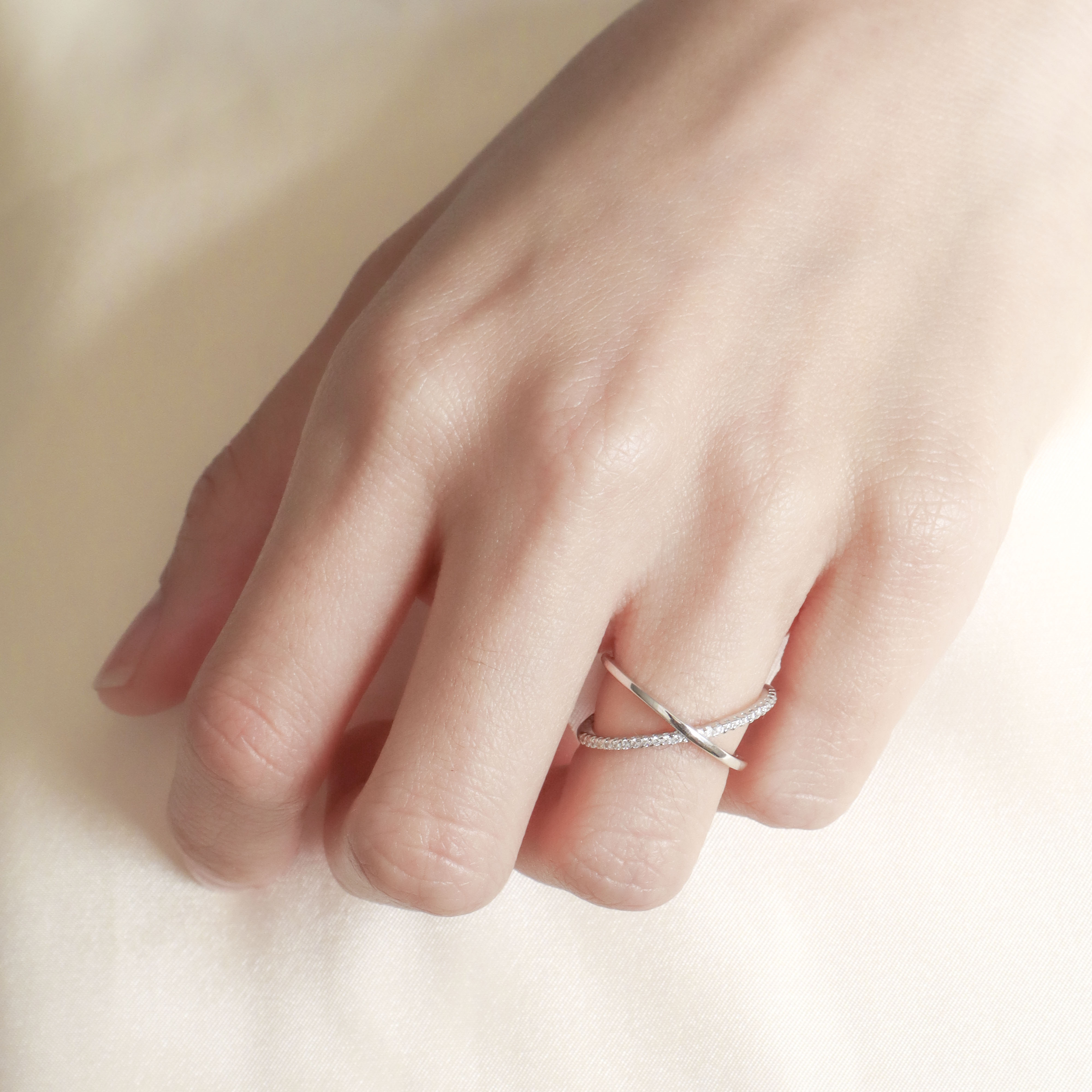 Silver/環繞光軌戒指