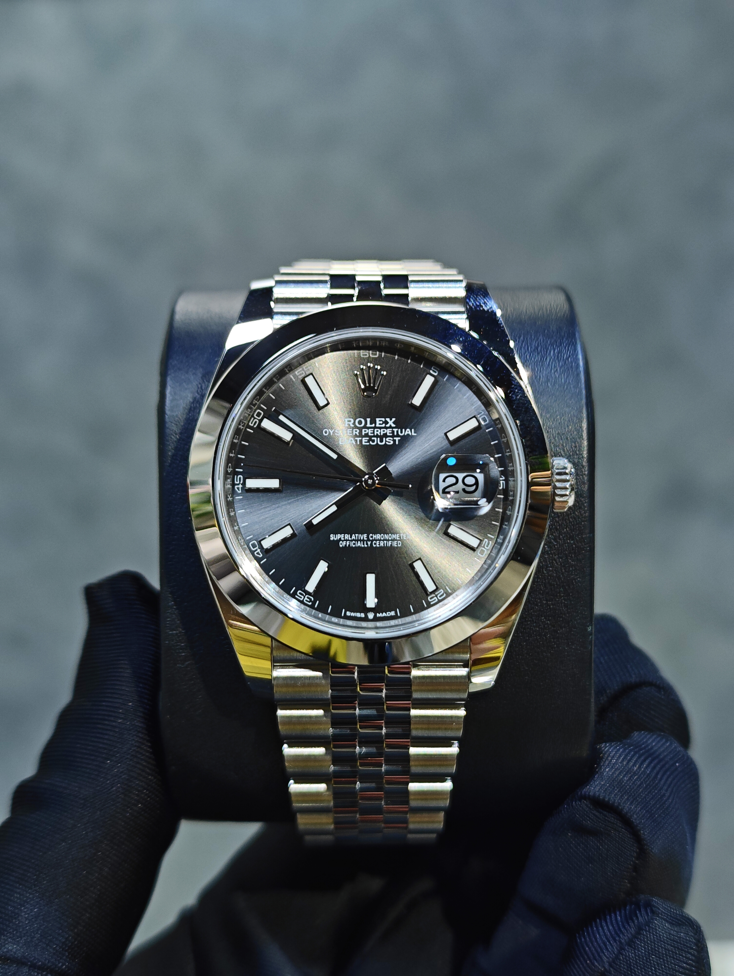BRAND NEW ROLEX 126300 SLATE GREY RHODIUM DIAL DATEJUST 41MM JUBILEE STRAP STAINLESS STEEL