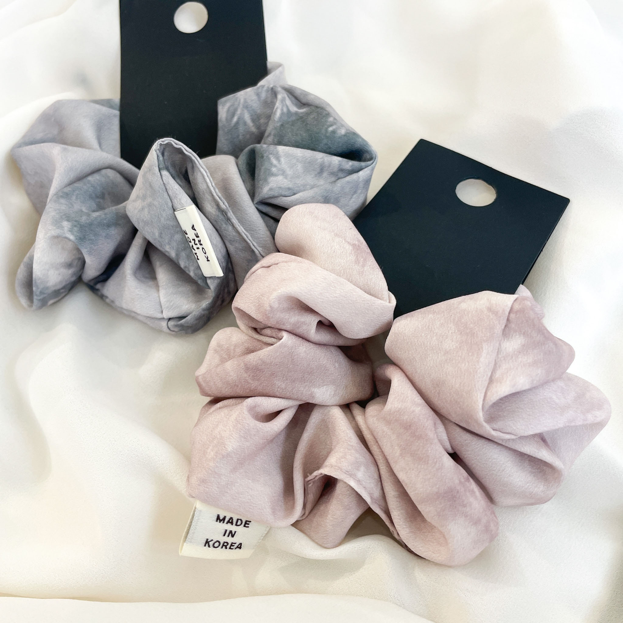 AC163 Wavy Hair Scrunchies