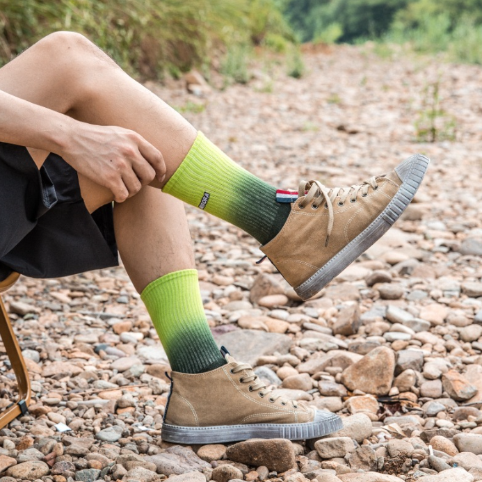 【SCZC003】漸層撞色刺繡設計長襪