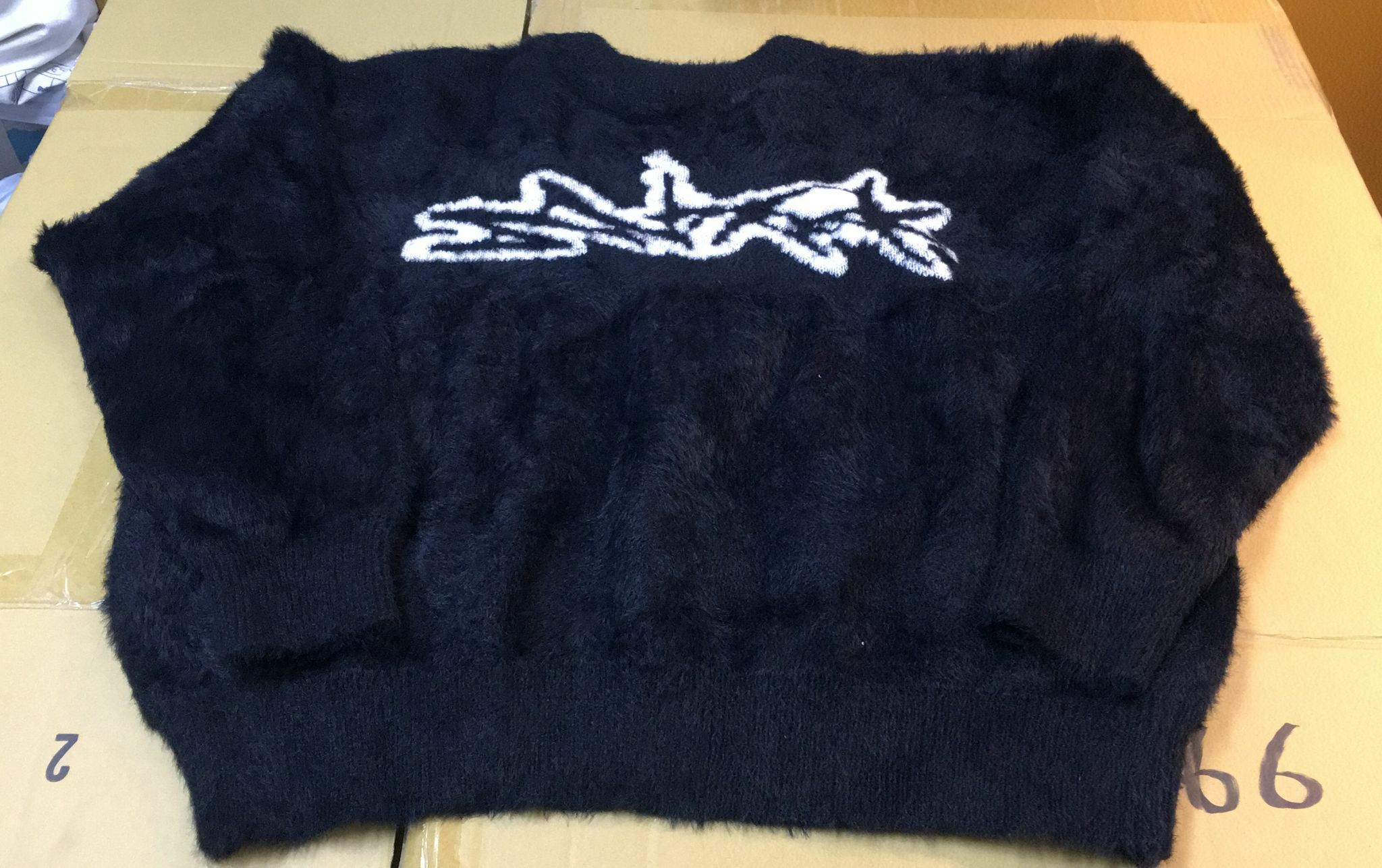 現貨韓國針織，清貨價貨品，不設退換 (AT3 656)