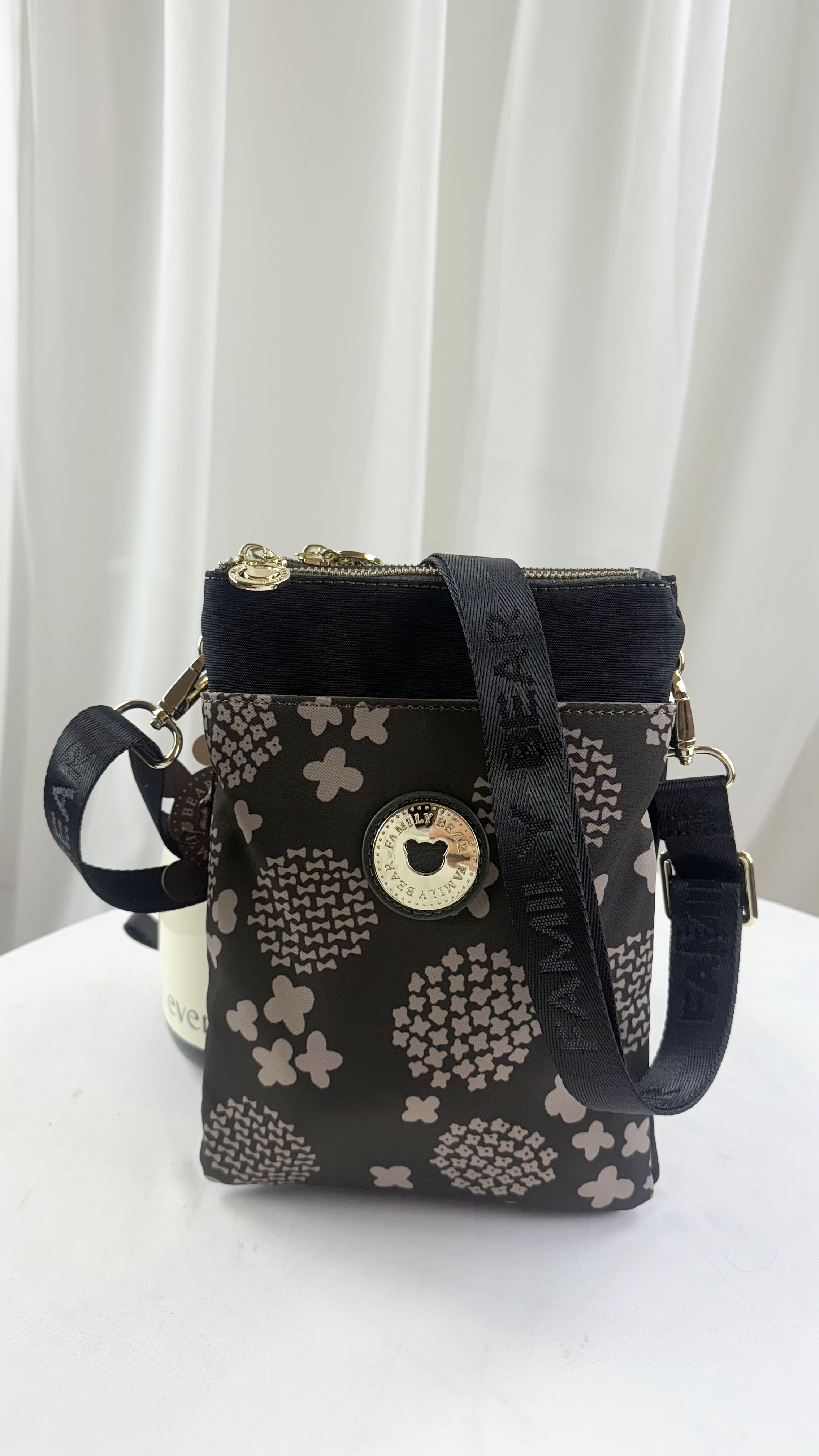 FamilyBear 墨綠圖騰防潑水單層側背包 / 手機袋 #2231