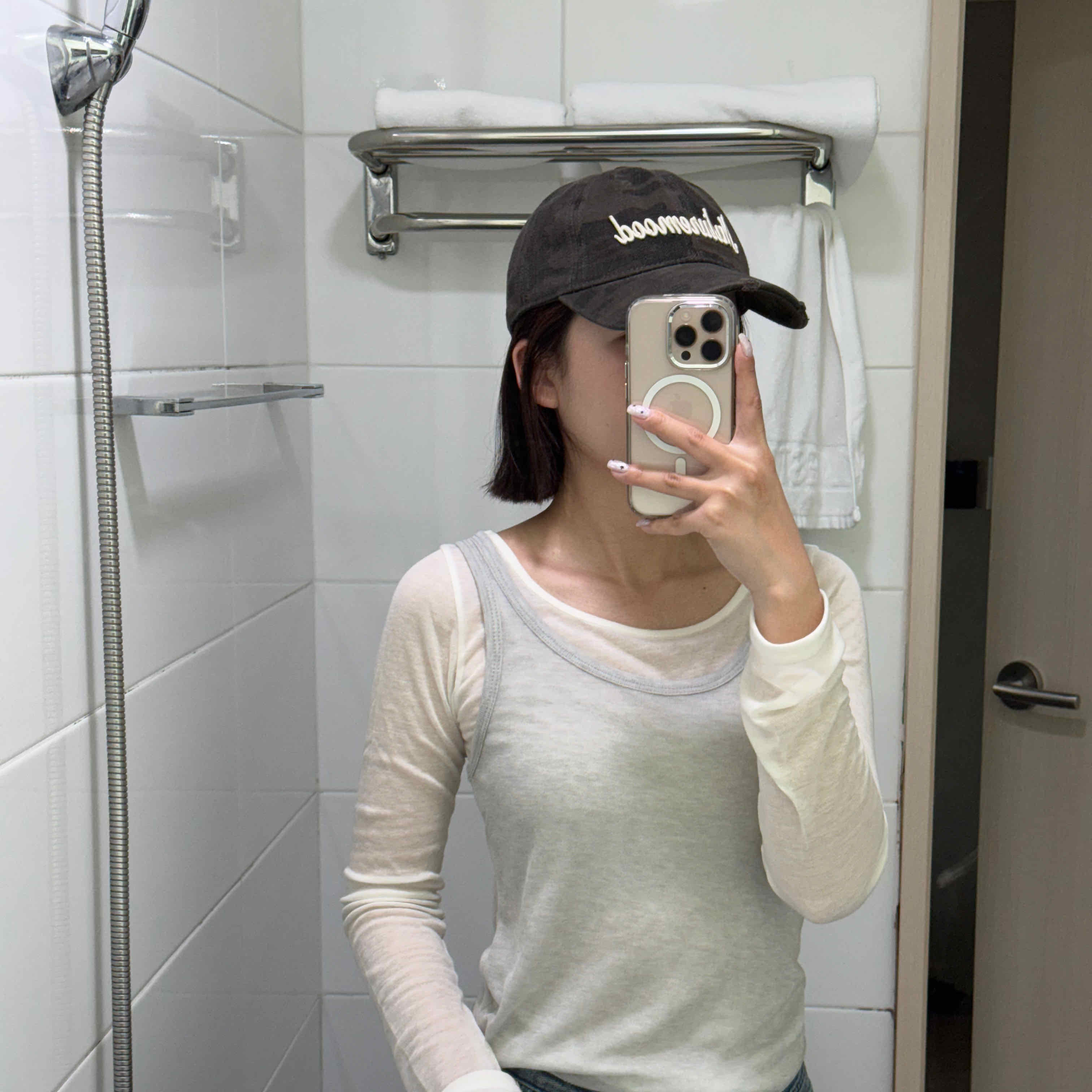 🇰🇷 今年流行的迷彩鴨舌帽