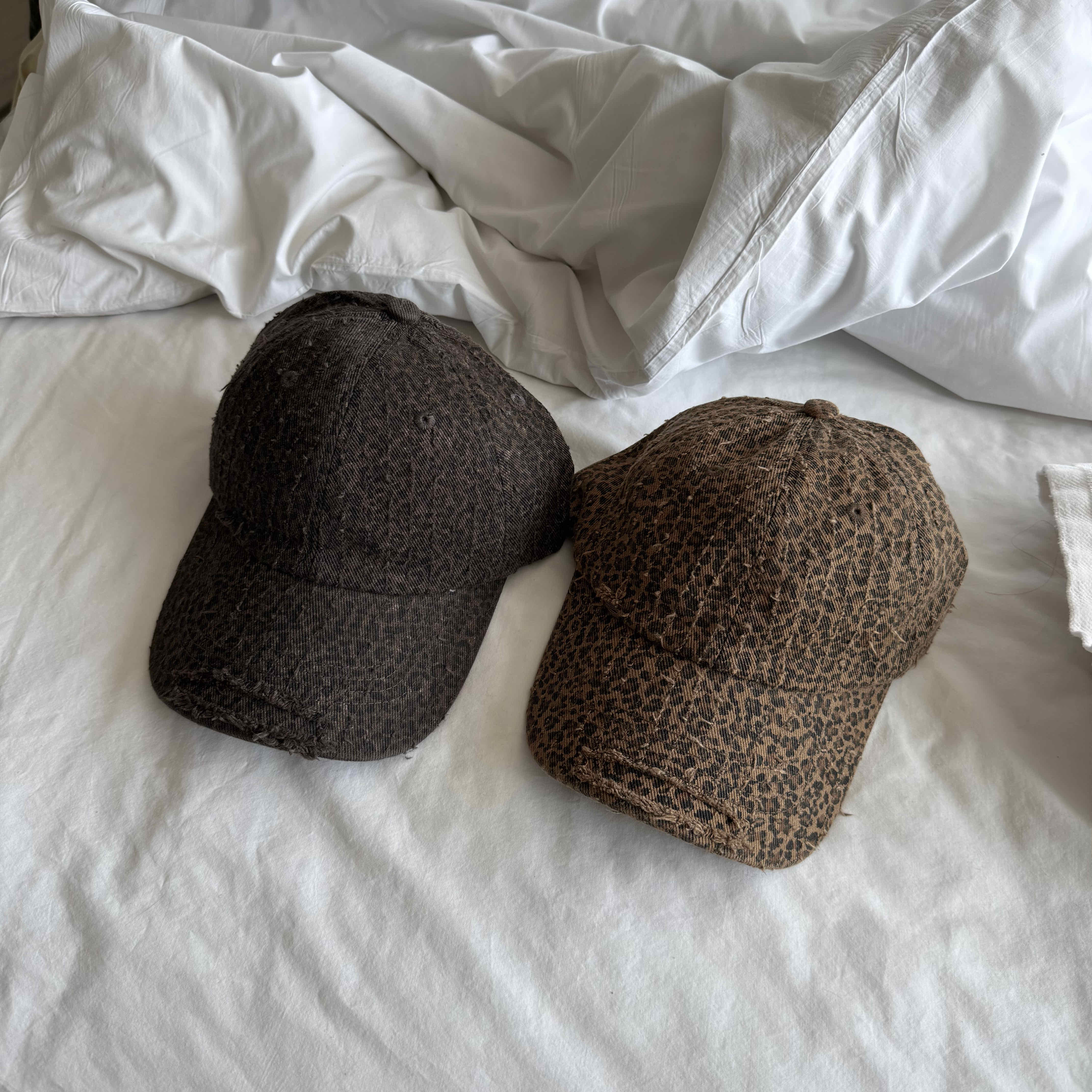 🇰🇷 刷破豹紋鴨舌帽｜2 color