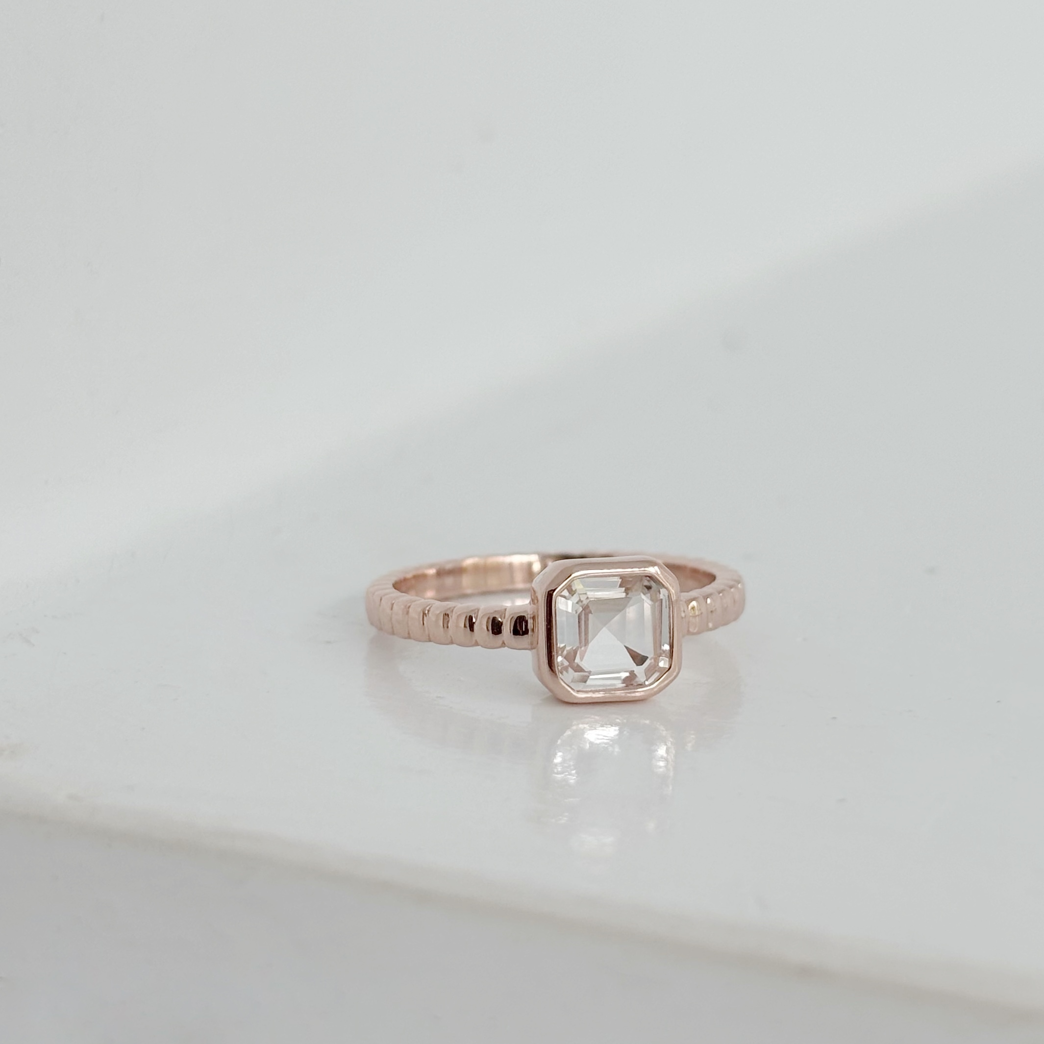 Asscher grid白水晶戒指