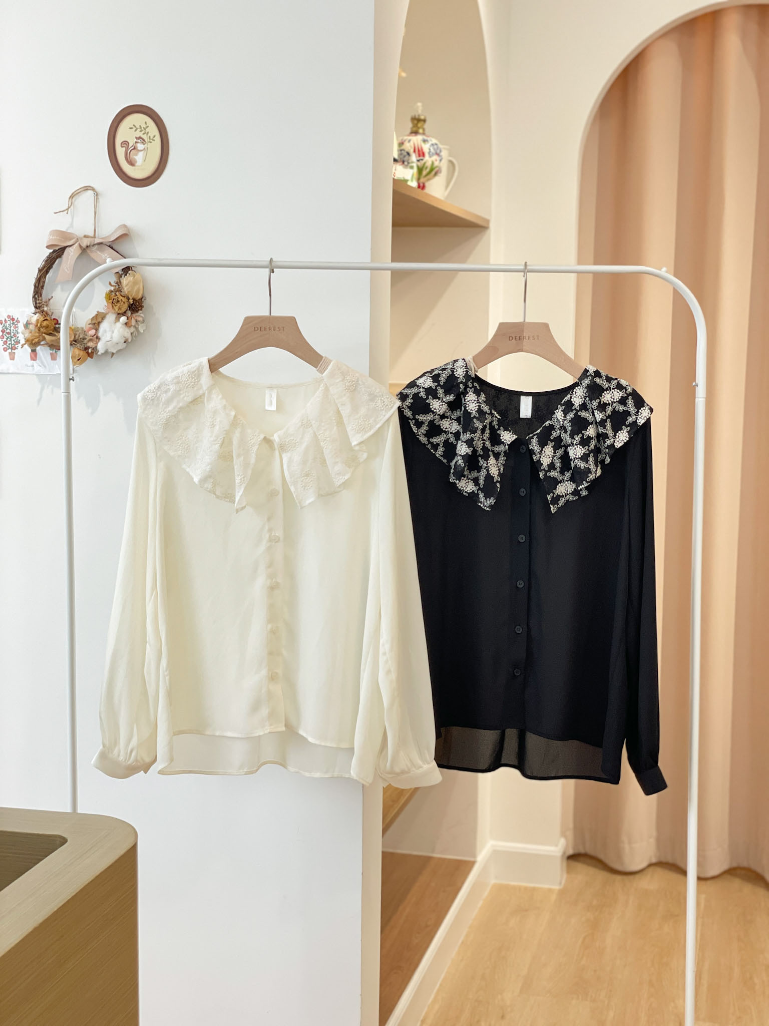 T1242 Cosmos Garden Blouse