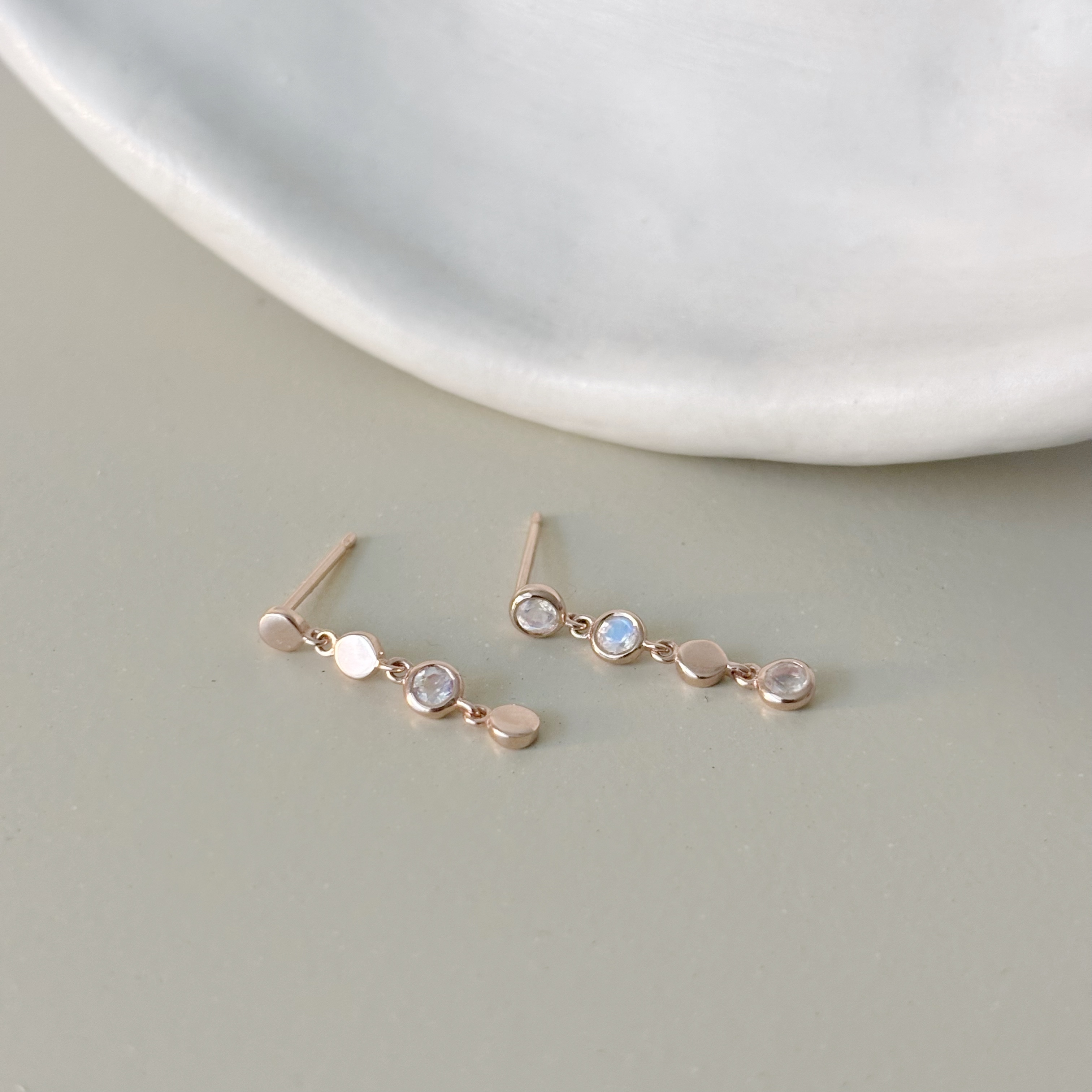 HaloFlow月光石耳環