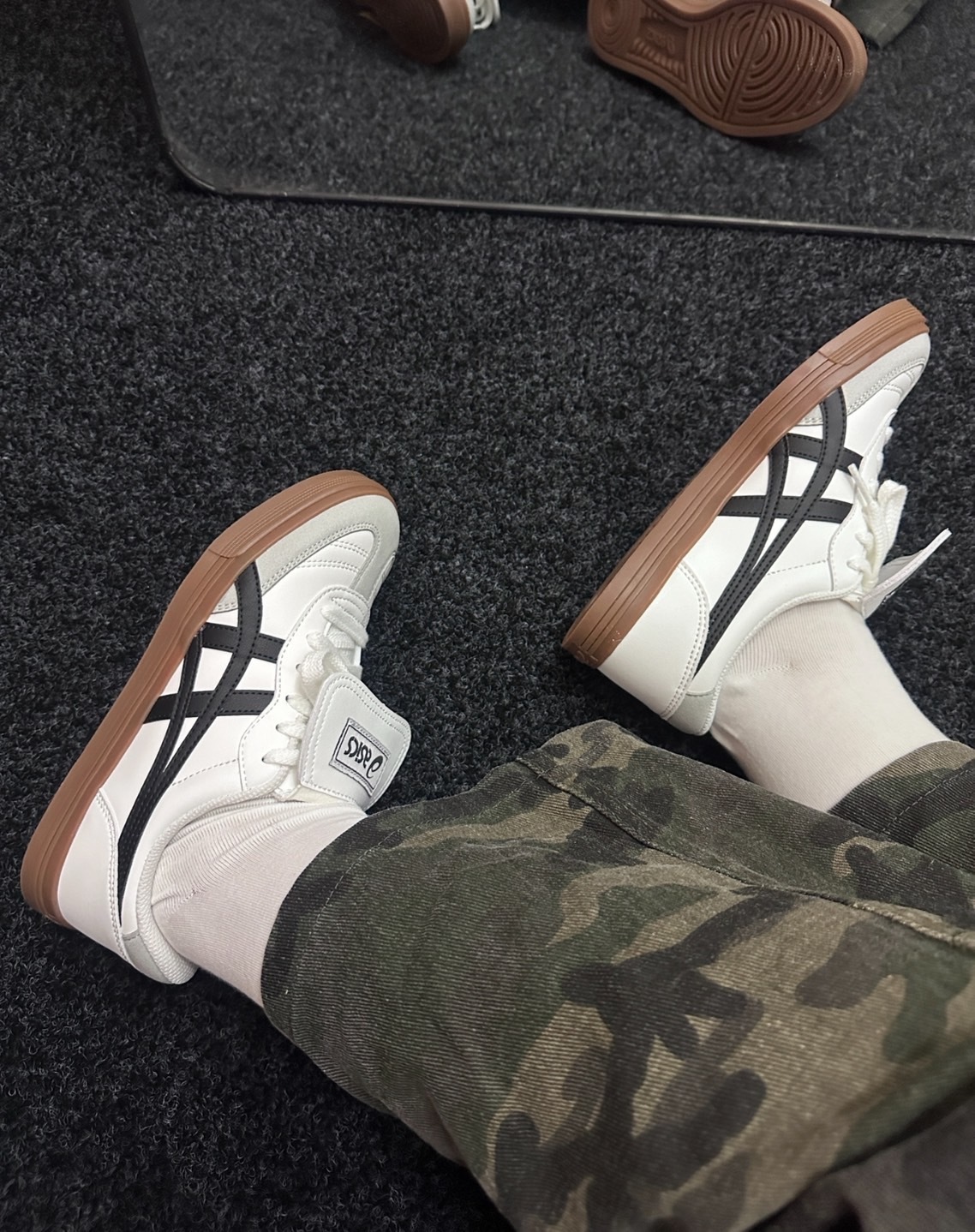 ASICS AARON 2.0 白黑色 白色 學院風 皮革 翻蓋 焦糖底 復古 德訓鞋 1203A720-100/預購