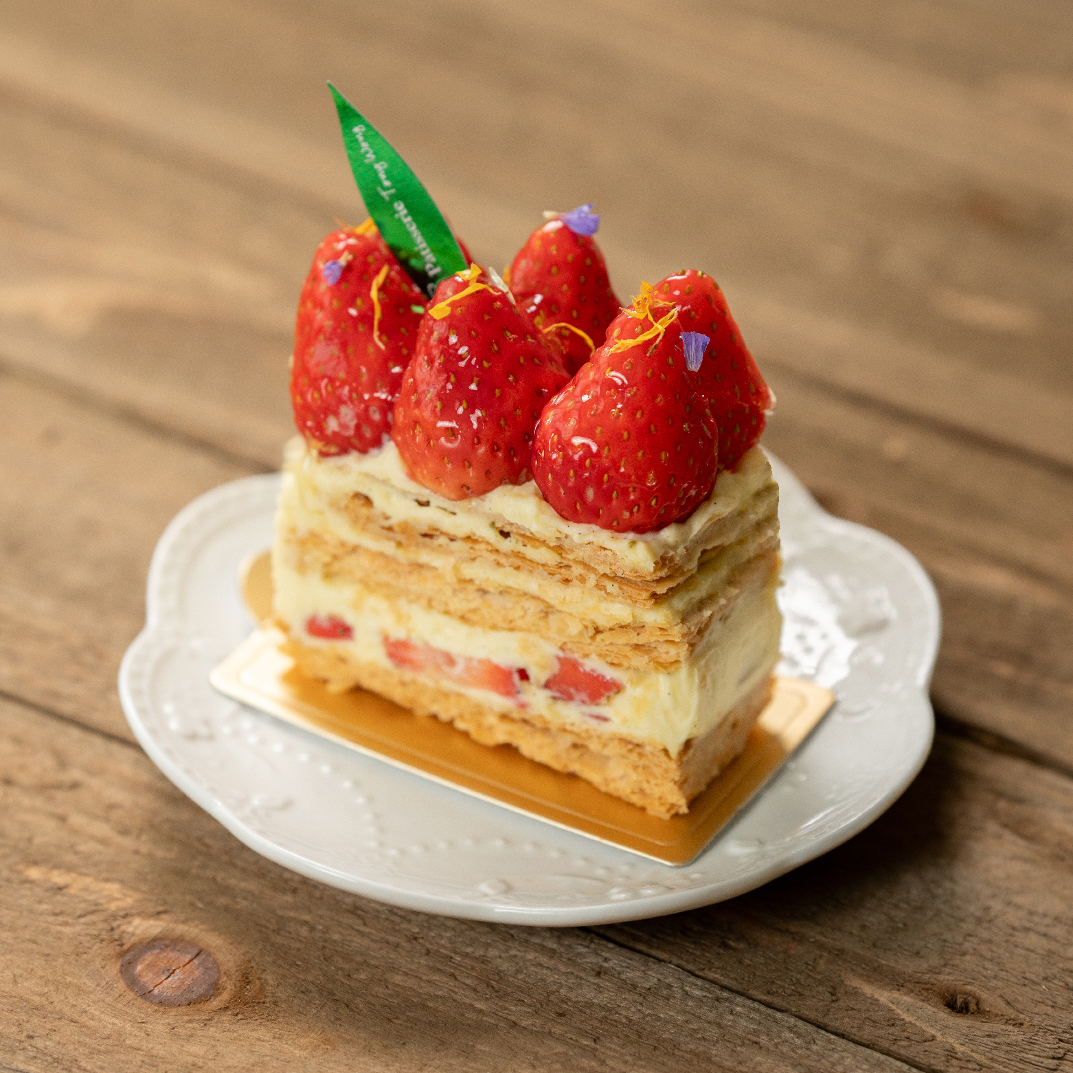 Strawberry  Napoleon PTW038P