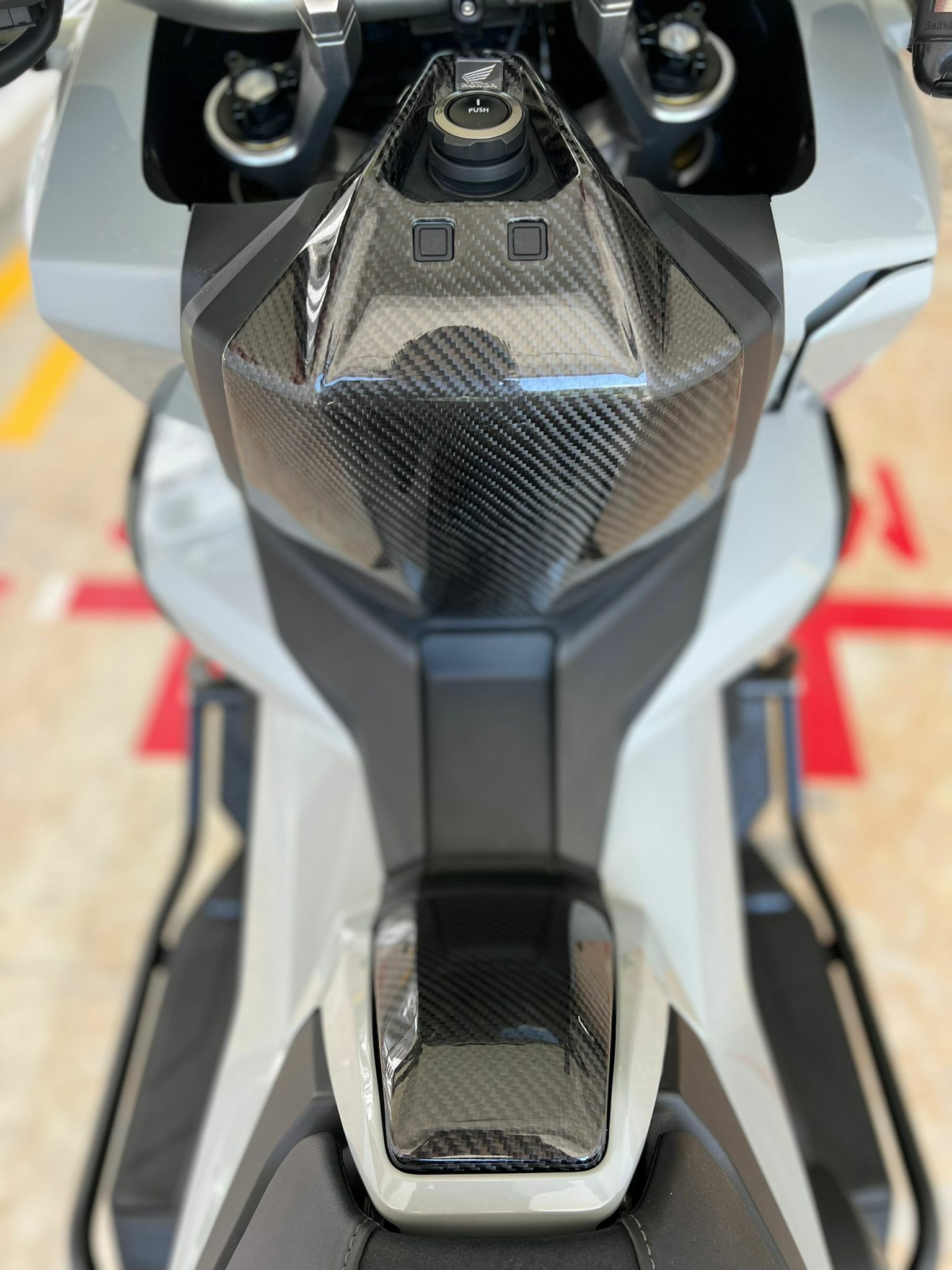 6pc Carbon Fiber Kit for X-ADV 750 RH10 RH21 2021–2026