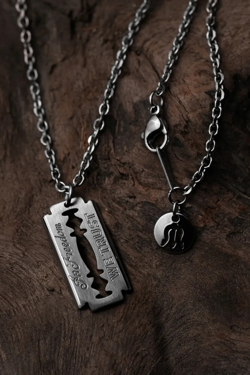 METALIZE 迷你刮鬍刀片不鏽鋼項鍊