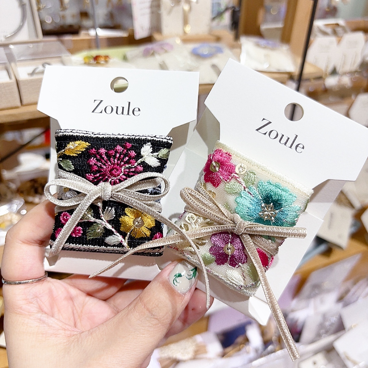 刺繡蝴蝶結髮圈插