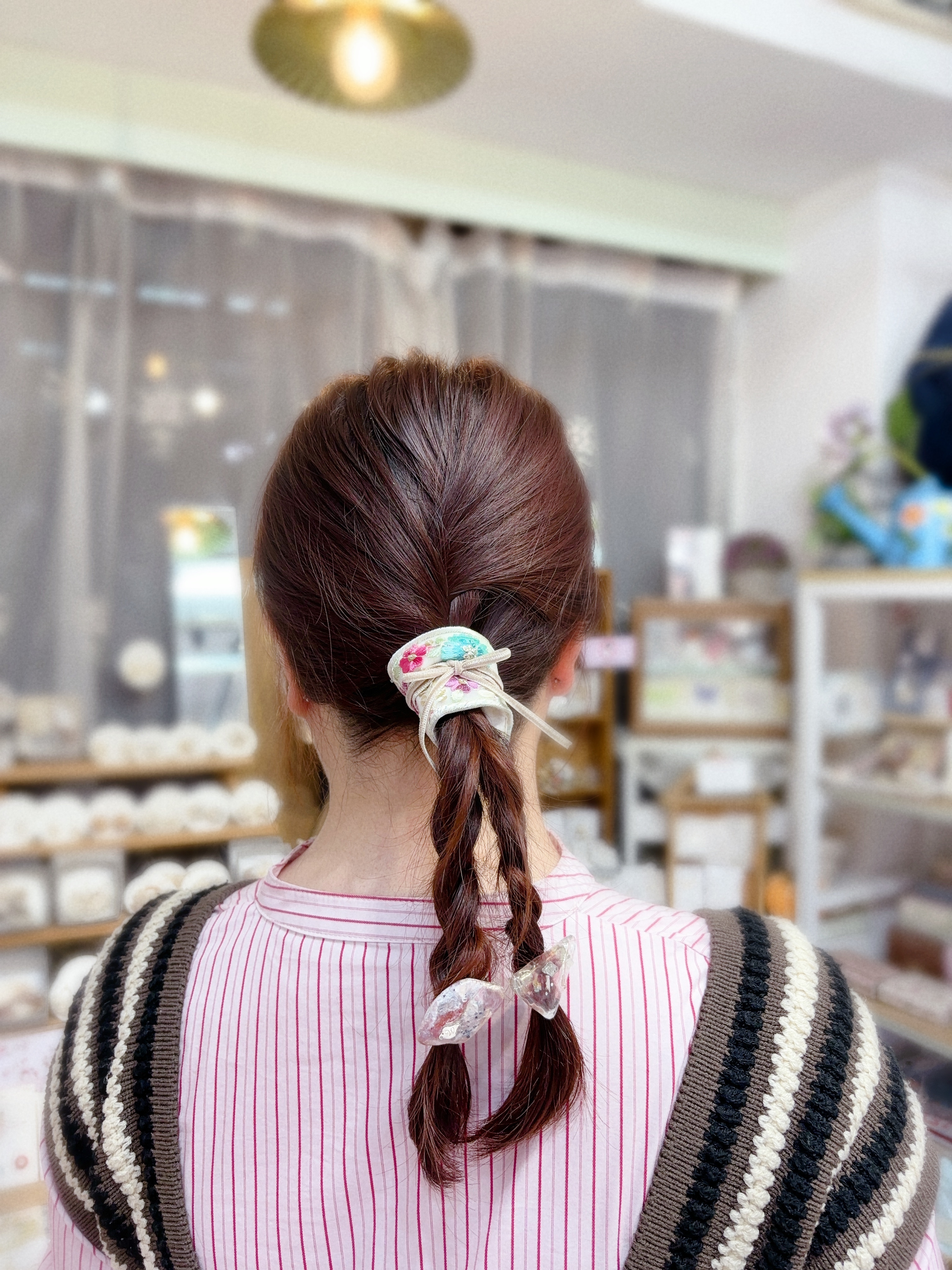 刺繡蝴蝶結髮圈插