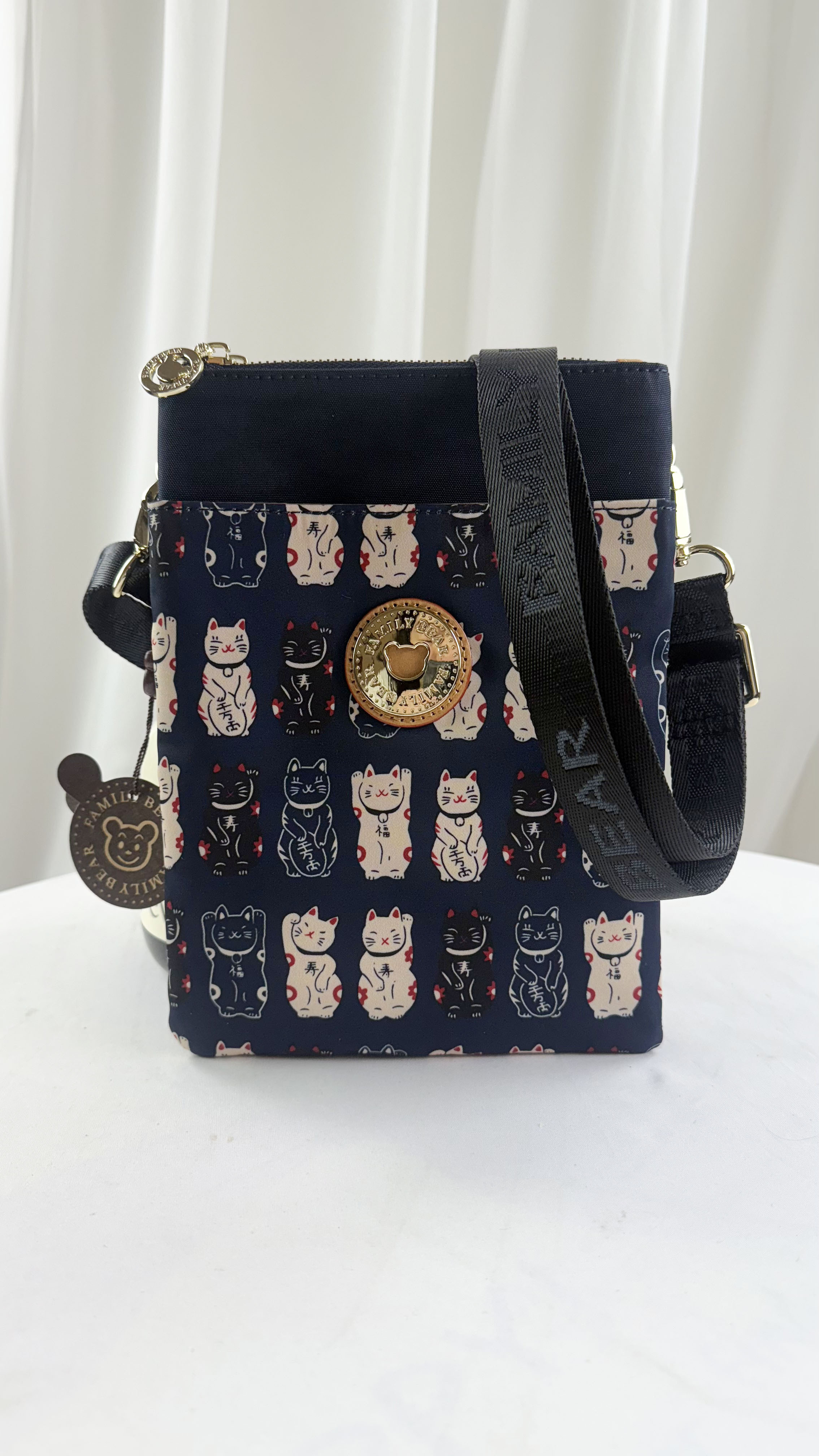 FamilyBear 招財貓拼色防潑水雙層側背包 / 手機袋 #2505-1