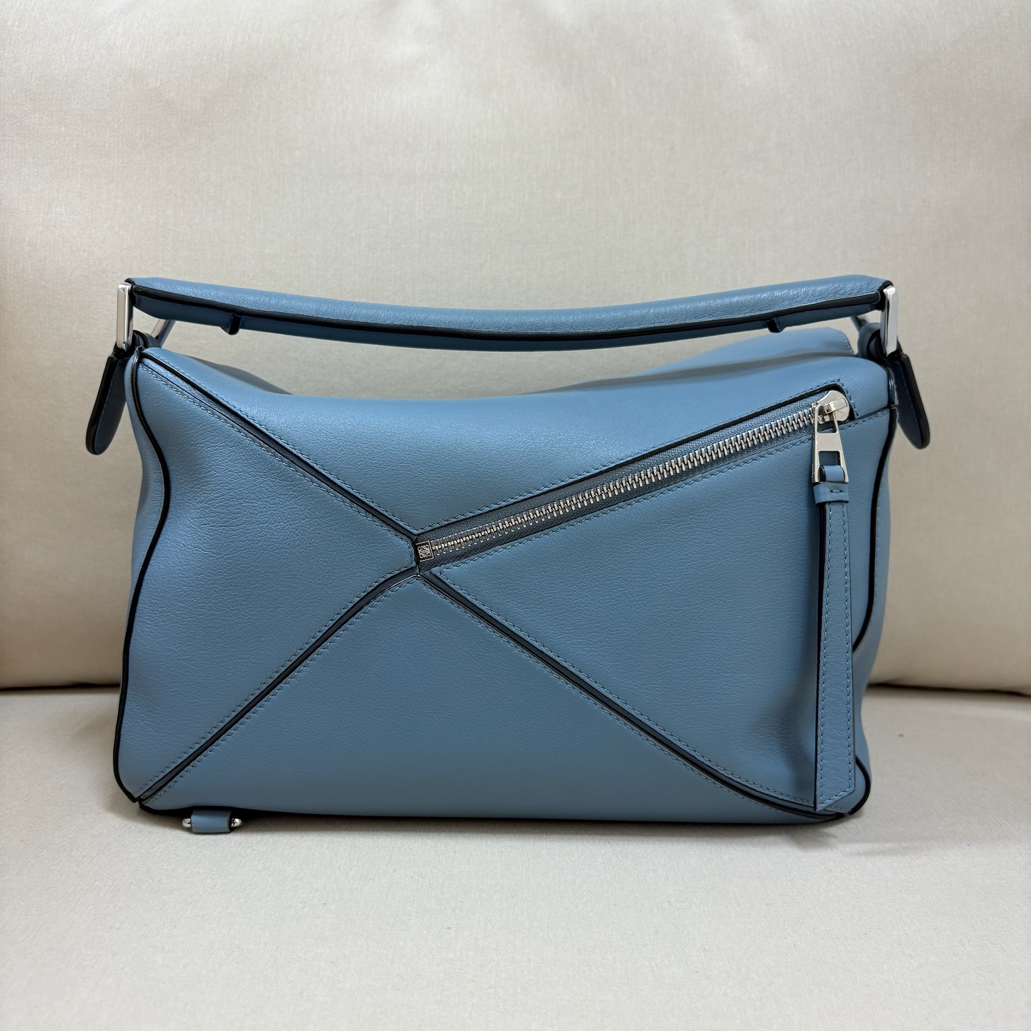 Loewe Puzzle Medium Bag - Blue / Shw
