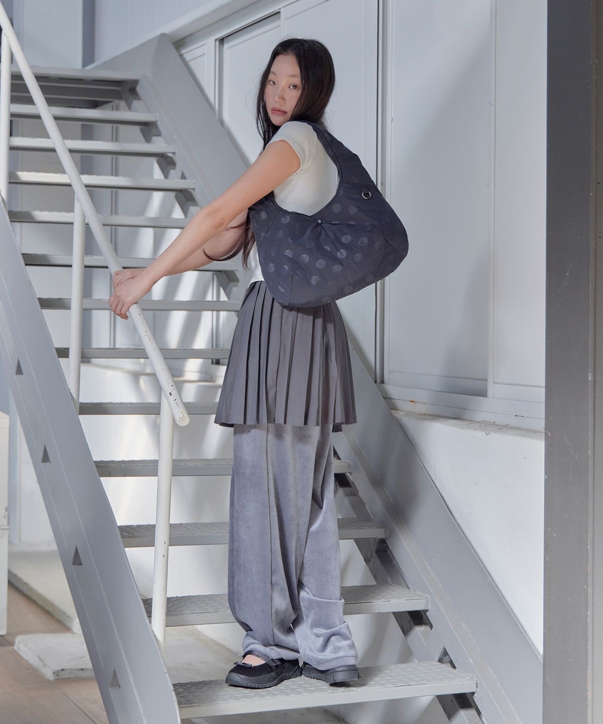 HAVEAWHALE) dot padding bag - 2col