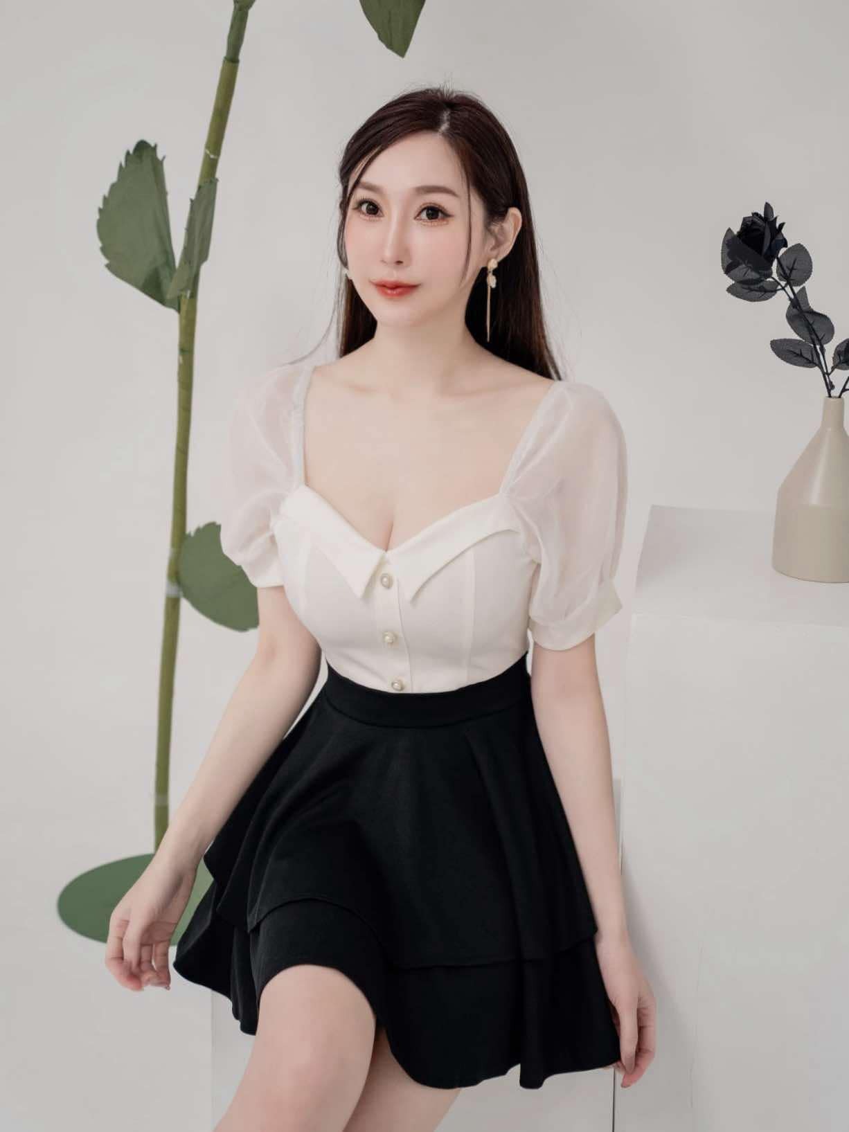 獨家訂製🤍雪紡拼色雙層荷葉邊傘洋（黑色均碼有罩杯）