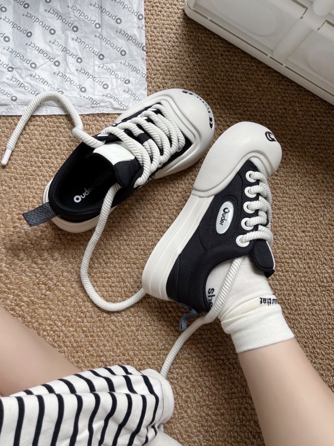 OUDER 開口笑 貝殼頭 經典黑白 OUD010HEI