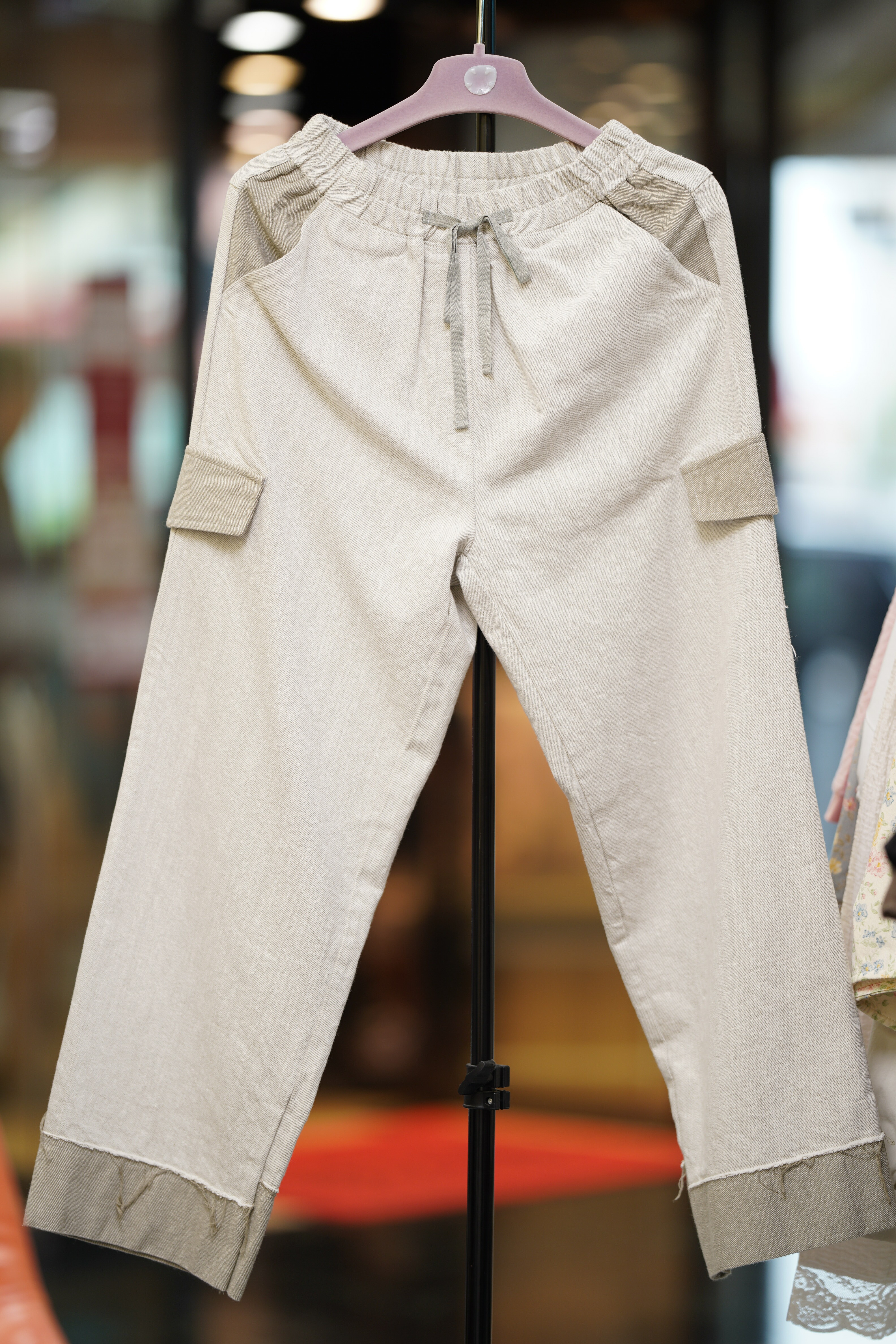 🍭限量搶搶搶💫靚料靚色薄牛料拼色悠閑褲🍒（一口價）15/3