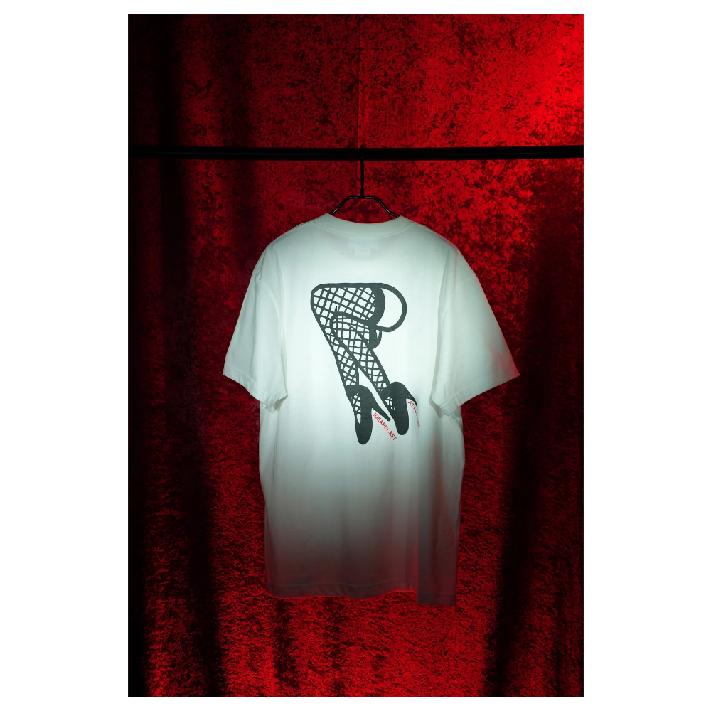 希島あいり Sexy Legs Breast Pocket Tシャツ TEE