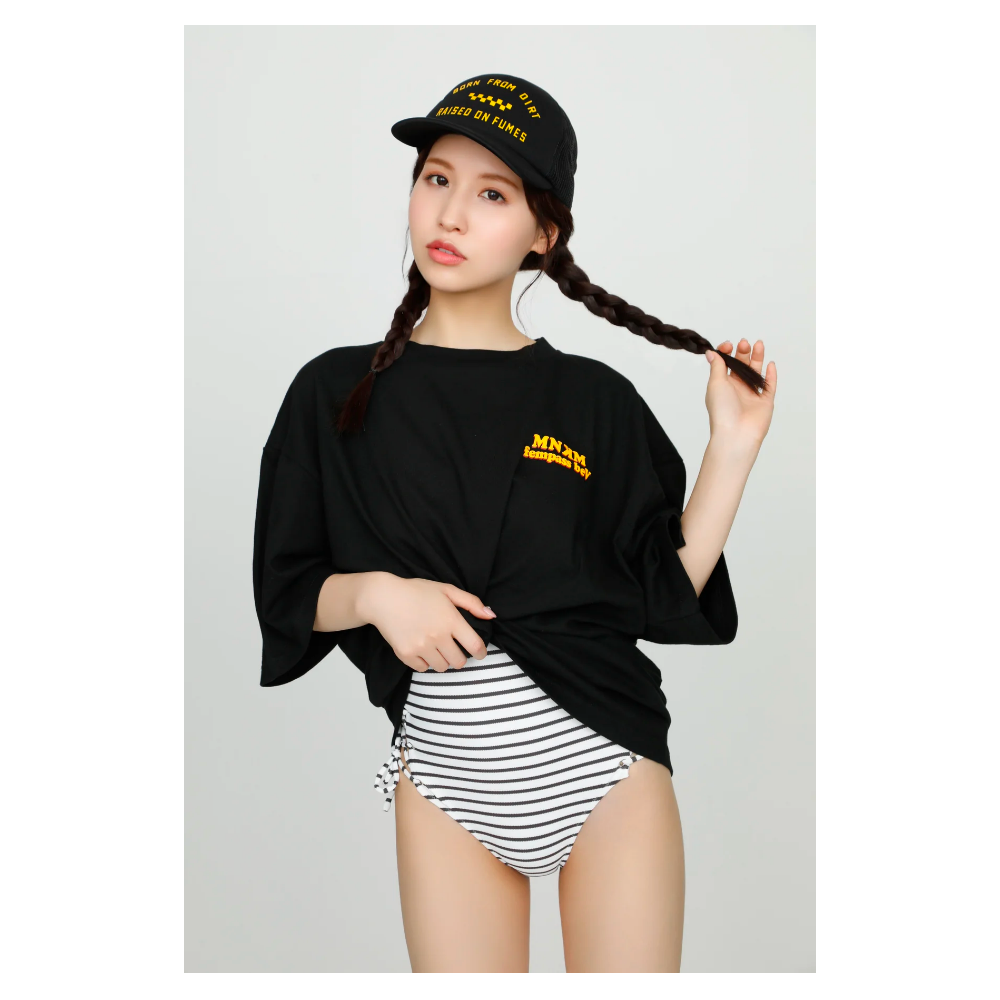 桜空もも コラボ MOMO SAKURA BY MNKM Tシャツ TEE