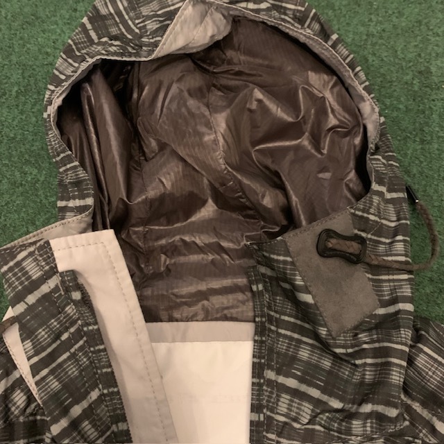 最後價格 LAST PRICE SALE : WHITE MOUNTAINEERING CHECK MOUNTAIN PARKA - GREY SIZE 3 IN STOCK NOW (現貨發售中)