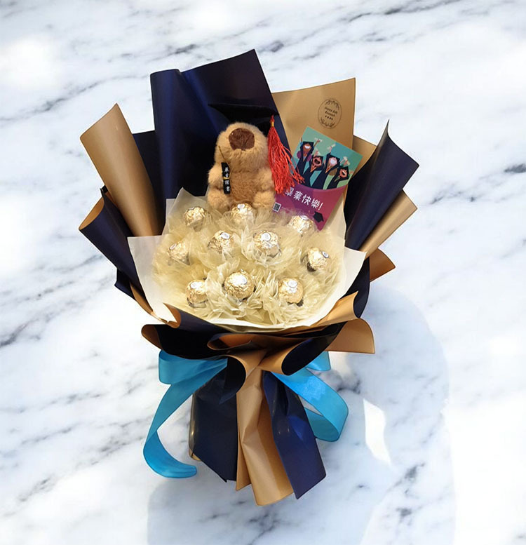 畢業水豚金莎花束,水豚豬花束,水豚卡皮巴拉花束,卡皮巴拉畢業金莎花束,capybara-bouquet